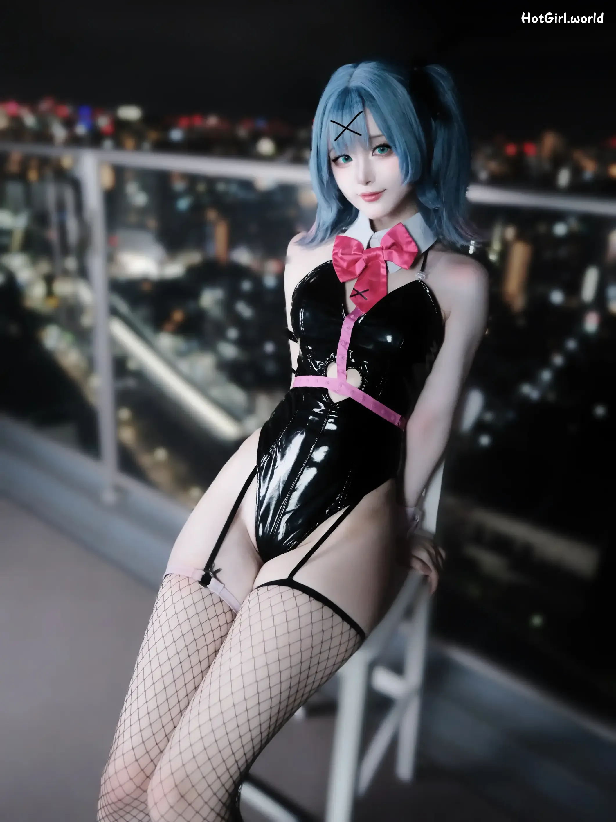 009_hotgirl.world.webp