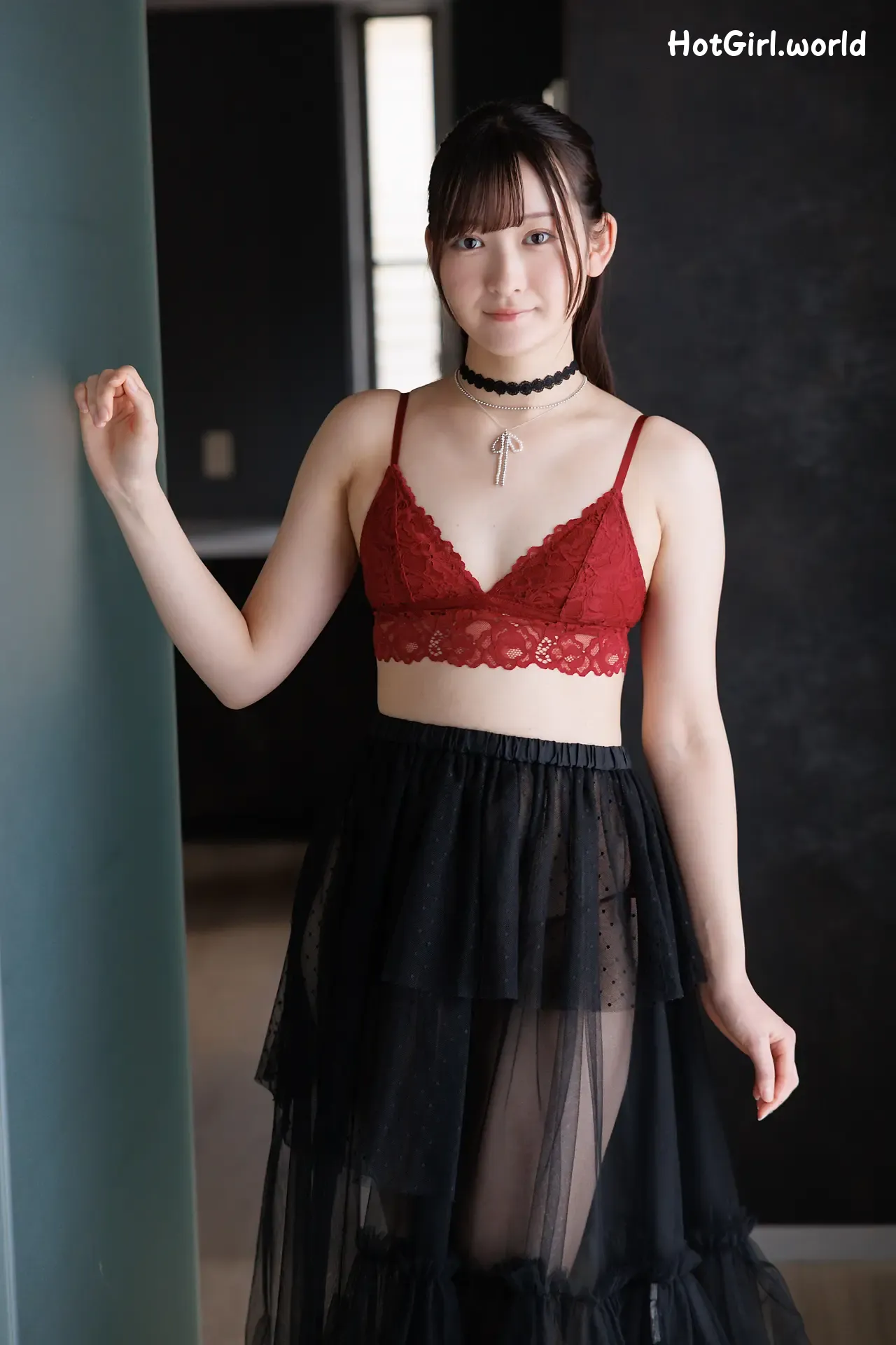 003_hotgirl.world.webp