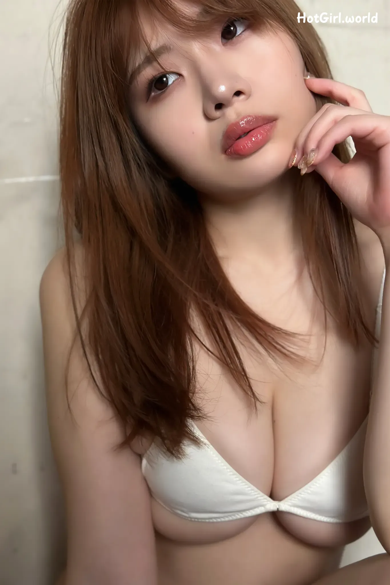 112_hotgirl.world.webp