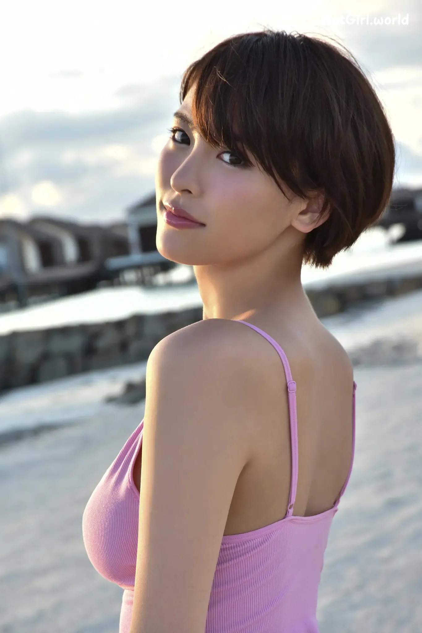 010_hotgirl.world.webp