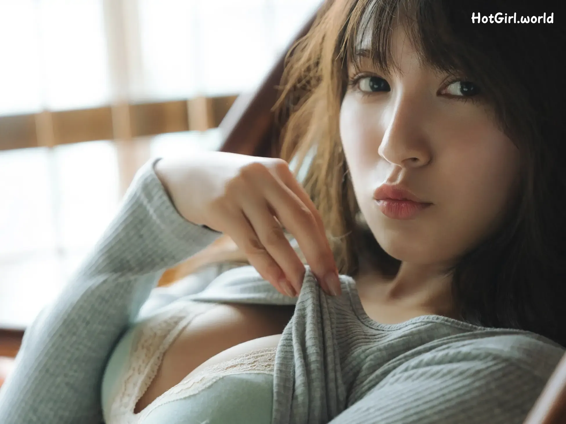 108_hotgirl.world.webp