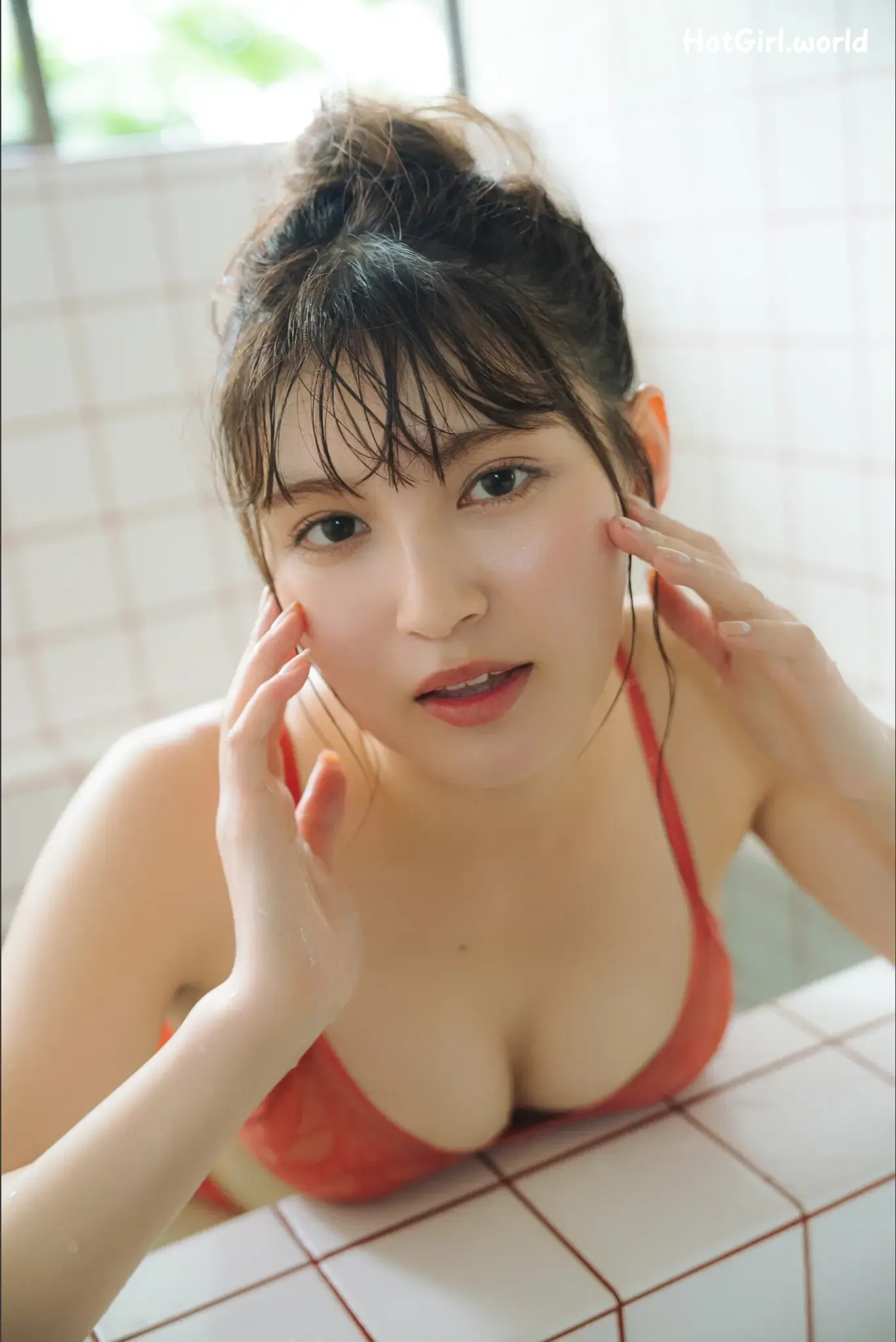 135_hotgirl.world.webp