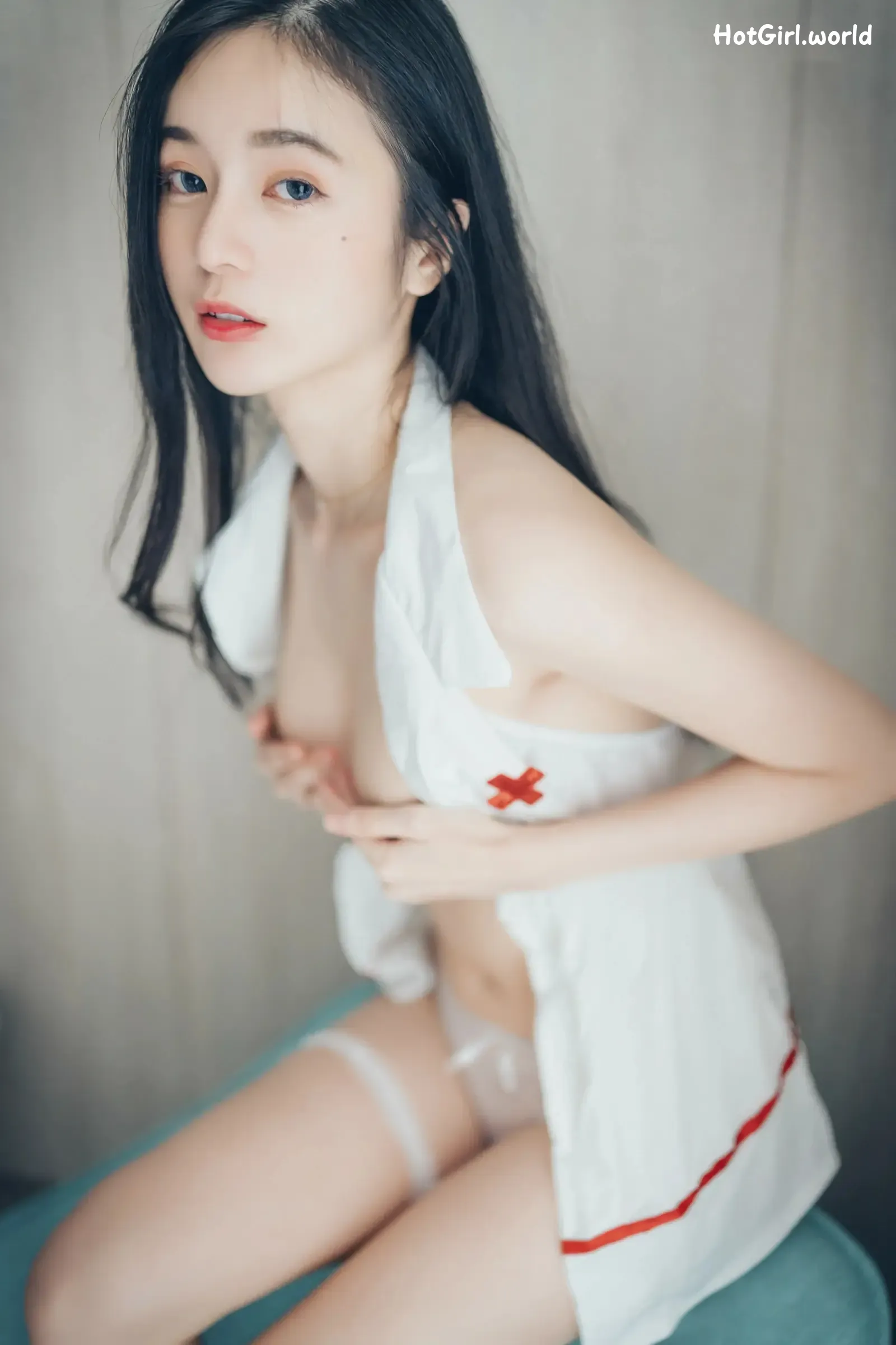 084_hotgirl.world.webp