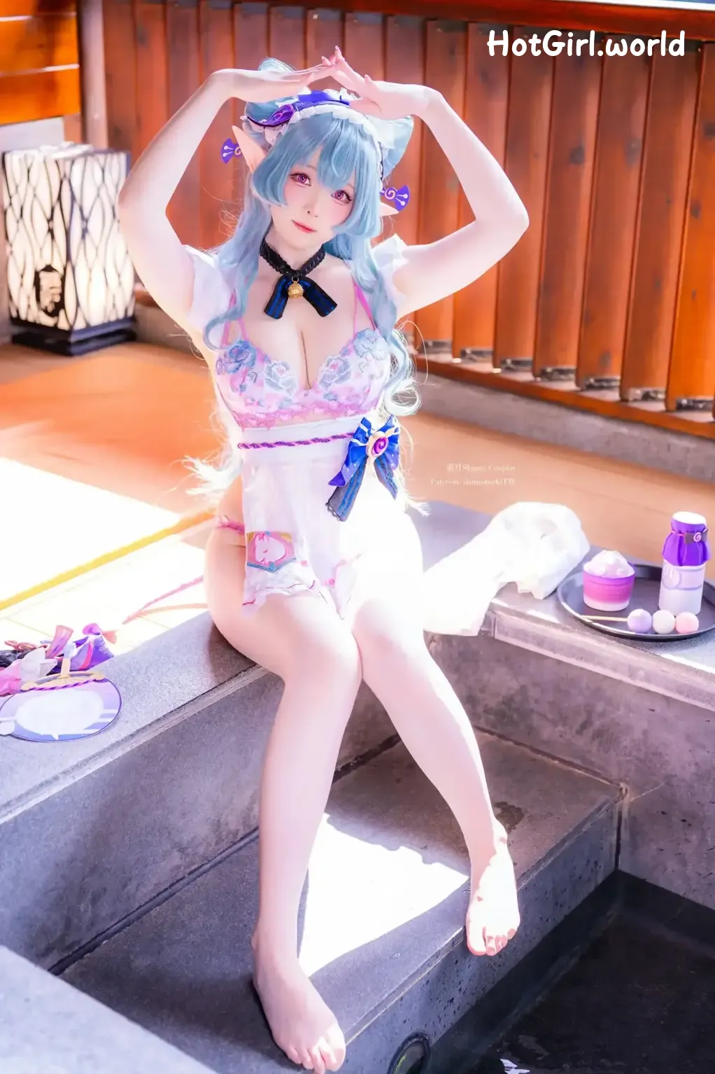 003_hotgirl.world.webp