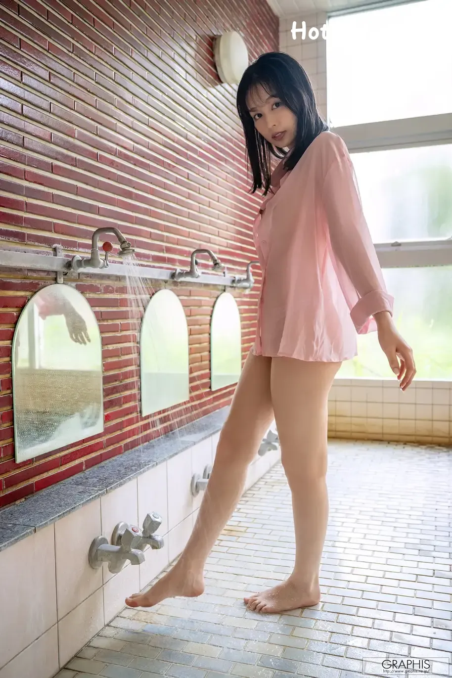 007_hotgirl.world.webp