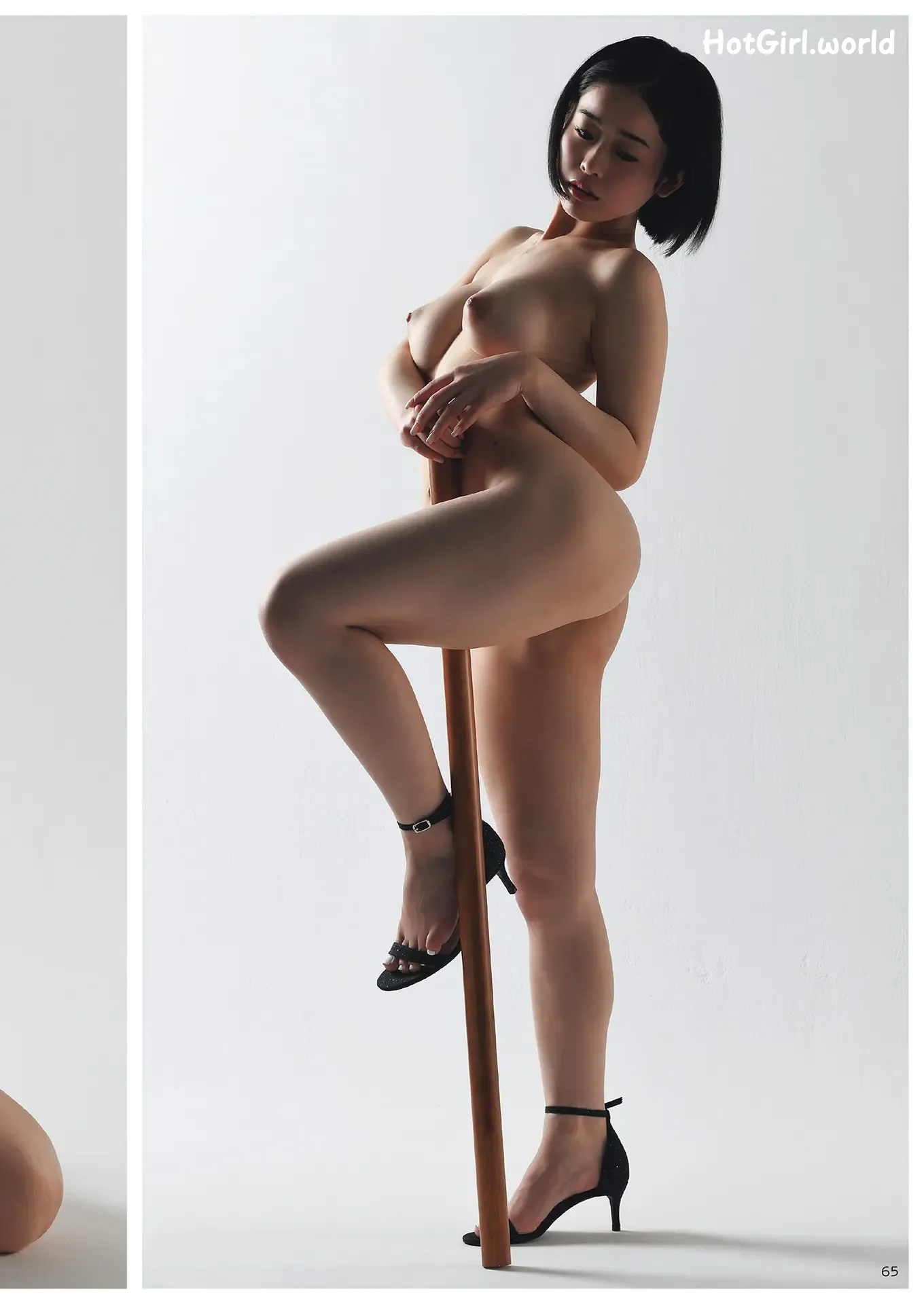 069_hotgirl.world.webp