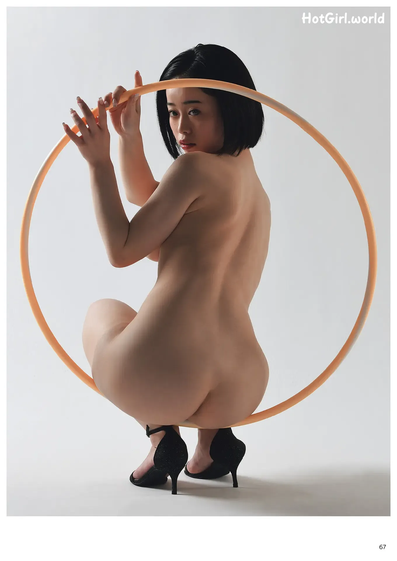 071_hotgirl.world.webp
