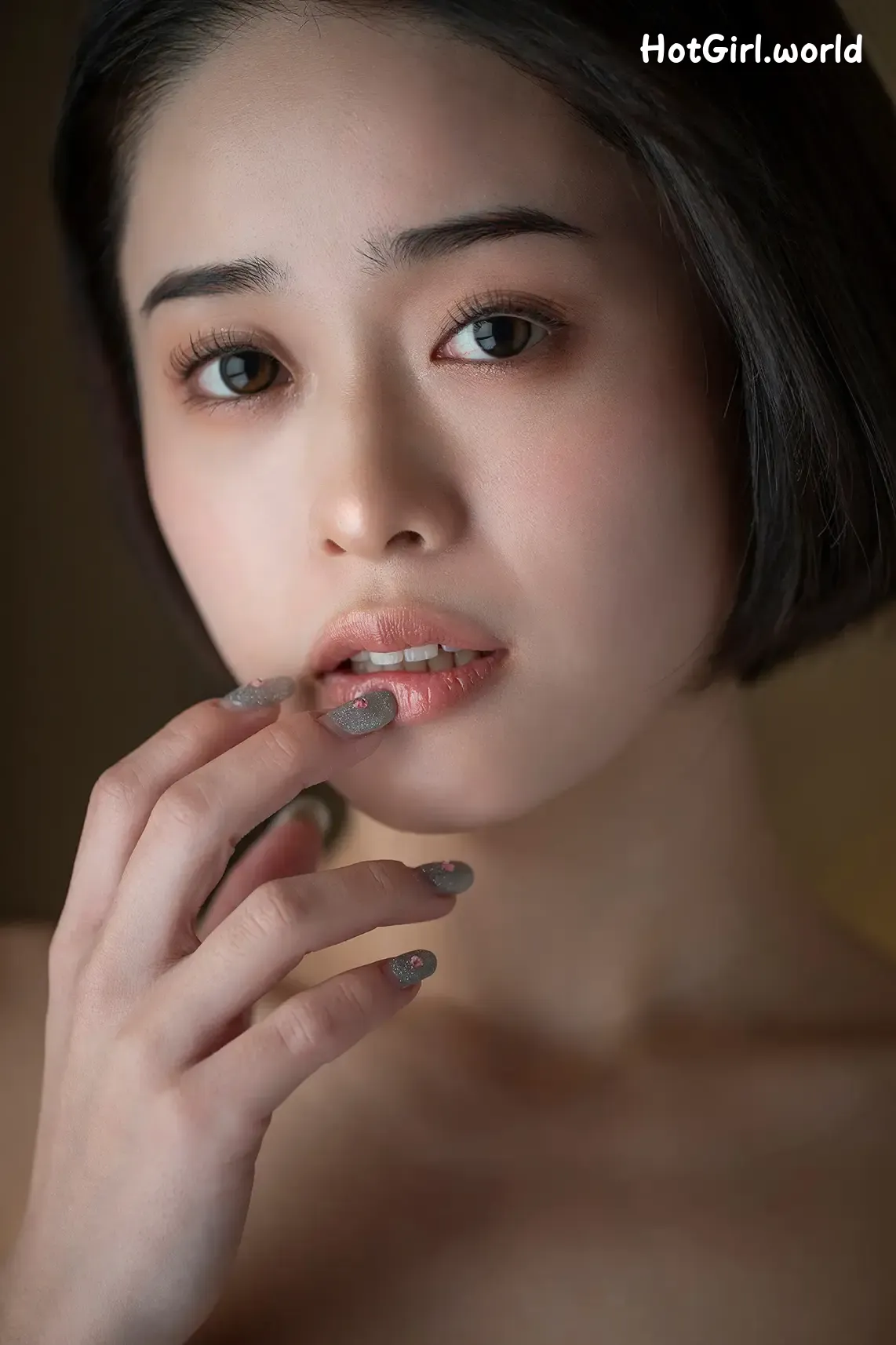 099_hotgirl.world.webp