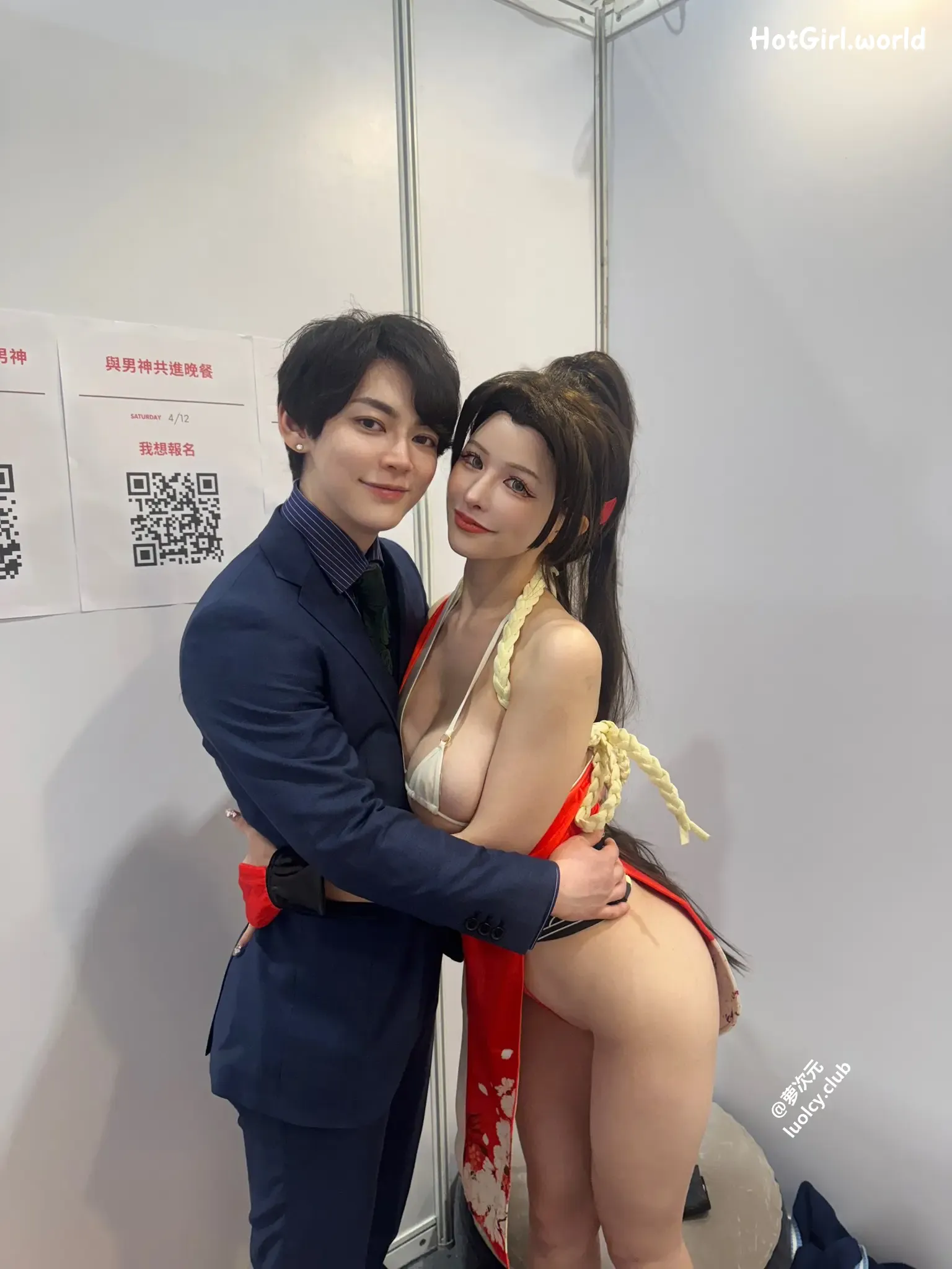 001_hotgirl.world.webp
