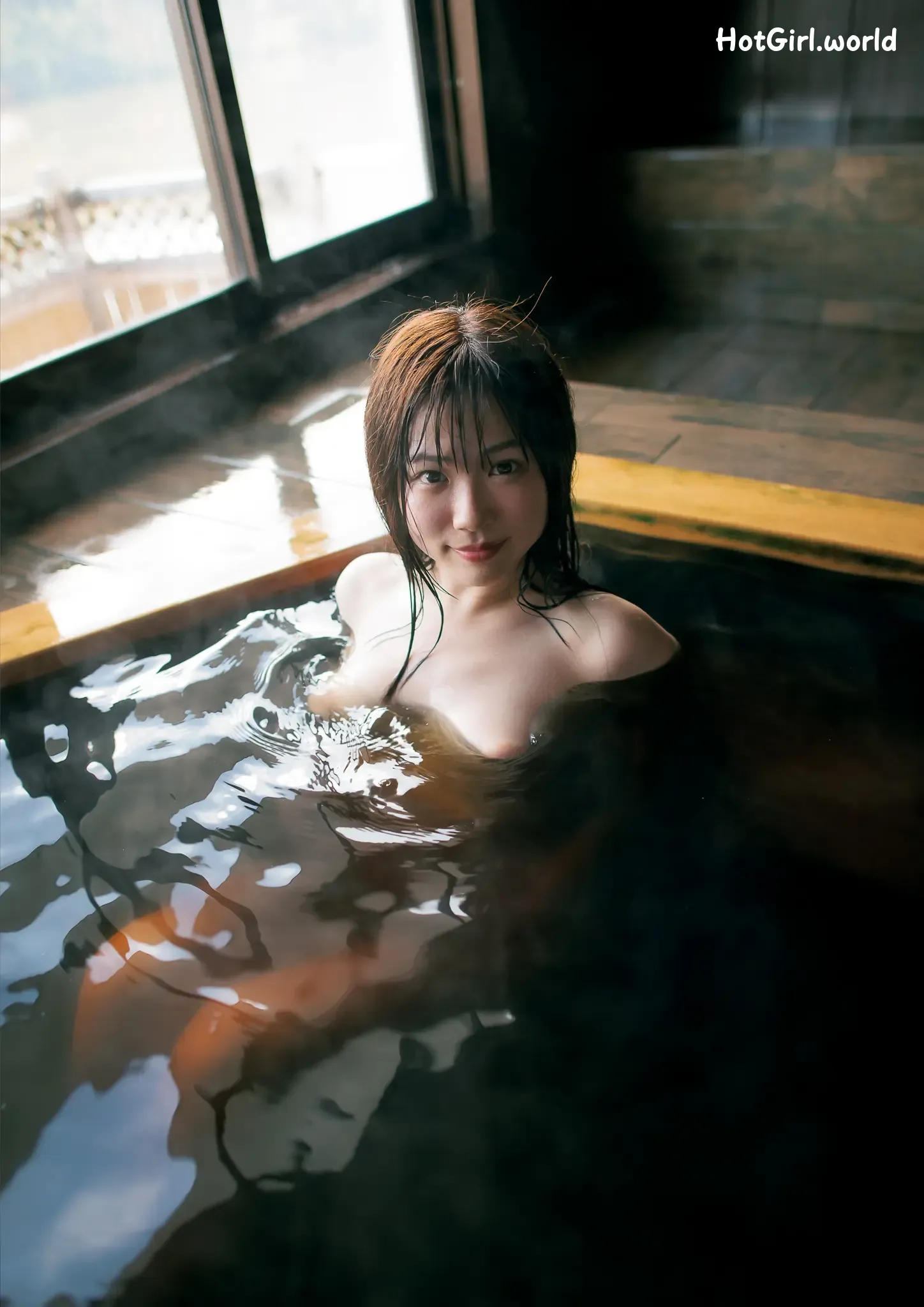 081_hotgirl.world.webp