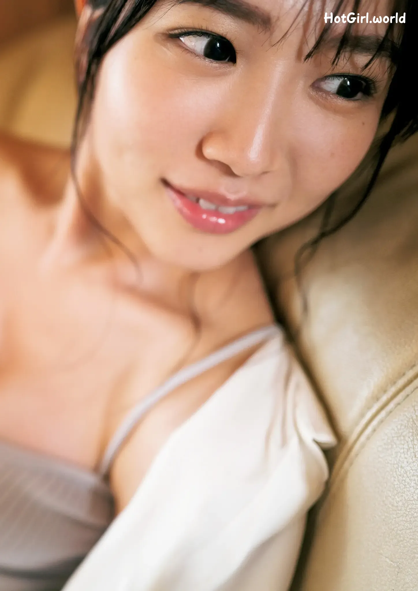 127_hotgirl.world.webp