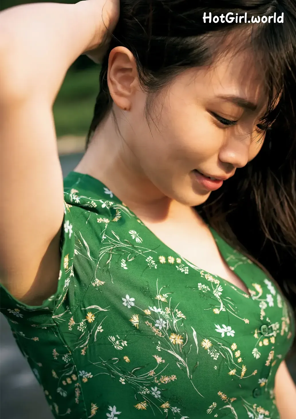 160_hotgirl.world.webp