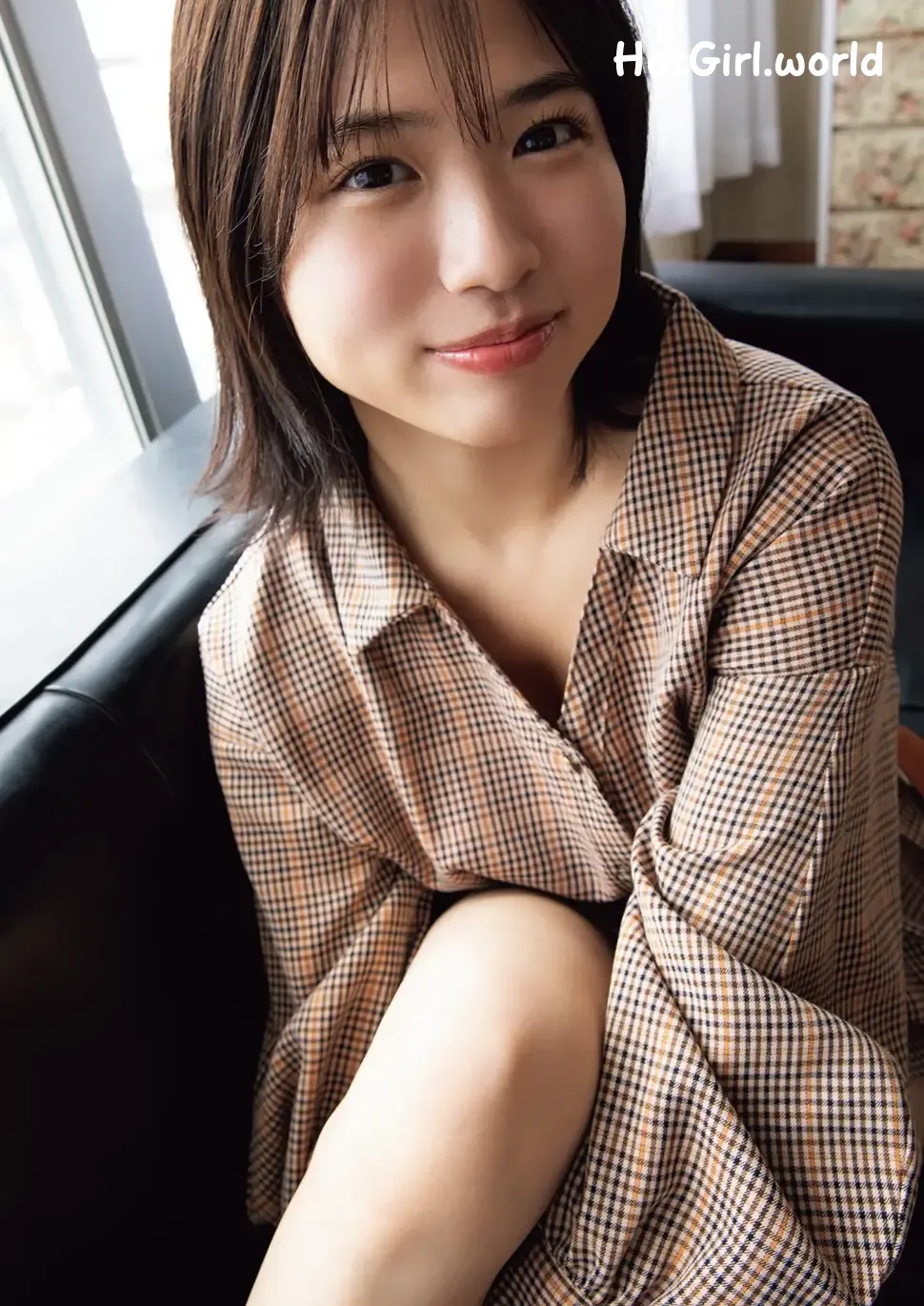 082_hotgirl.world.webp