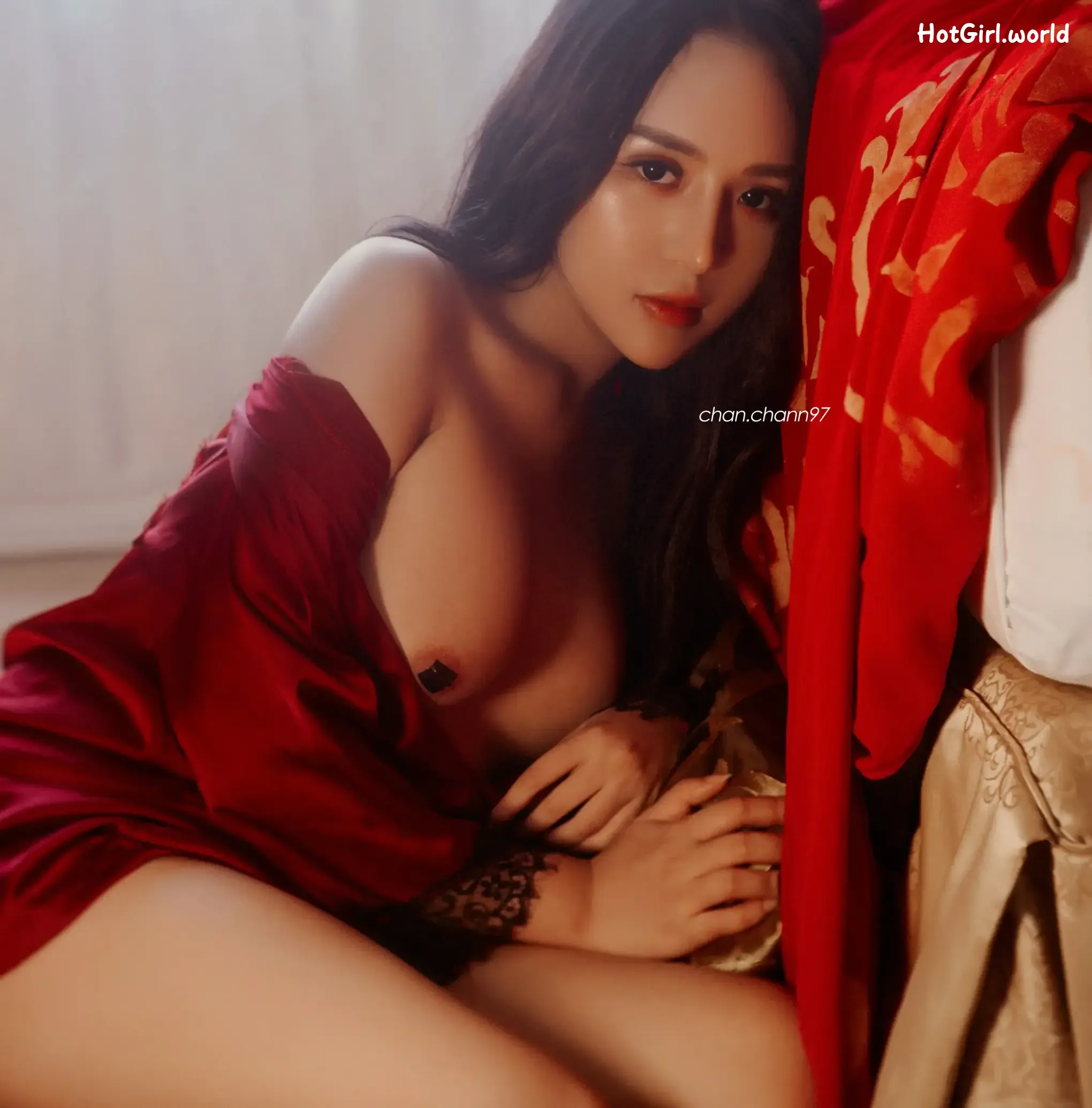 091_hotgirl.world.webp