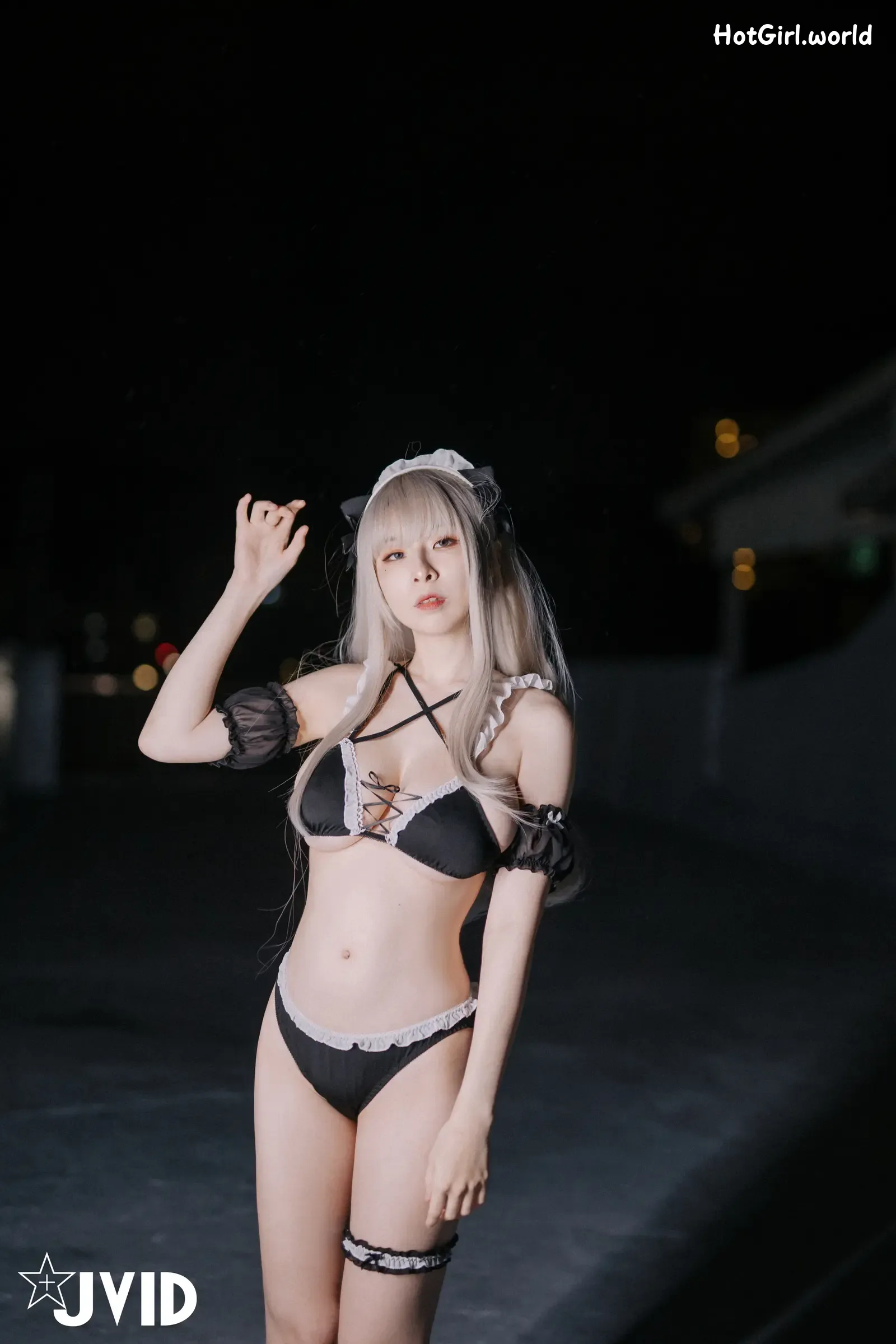 002_hotgirl.world.webp