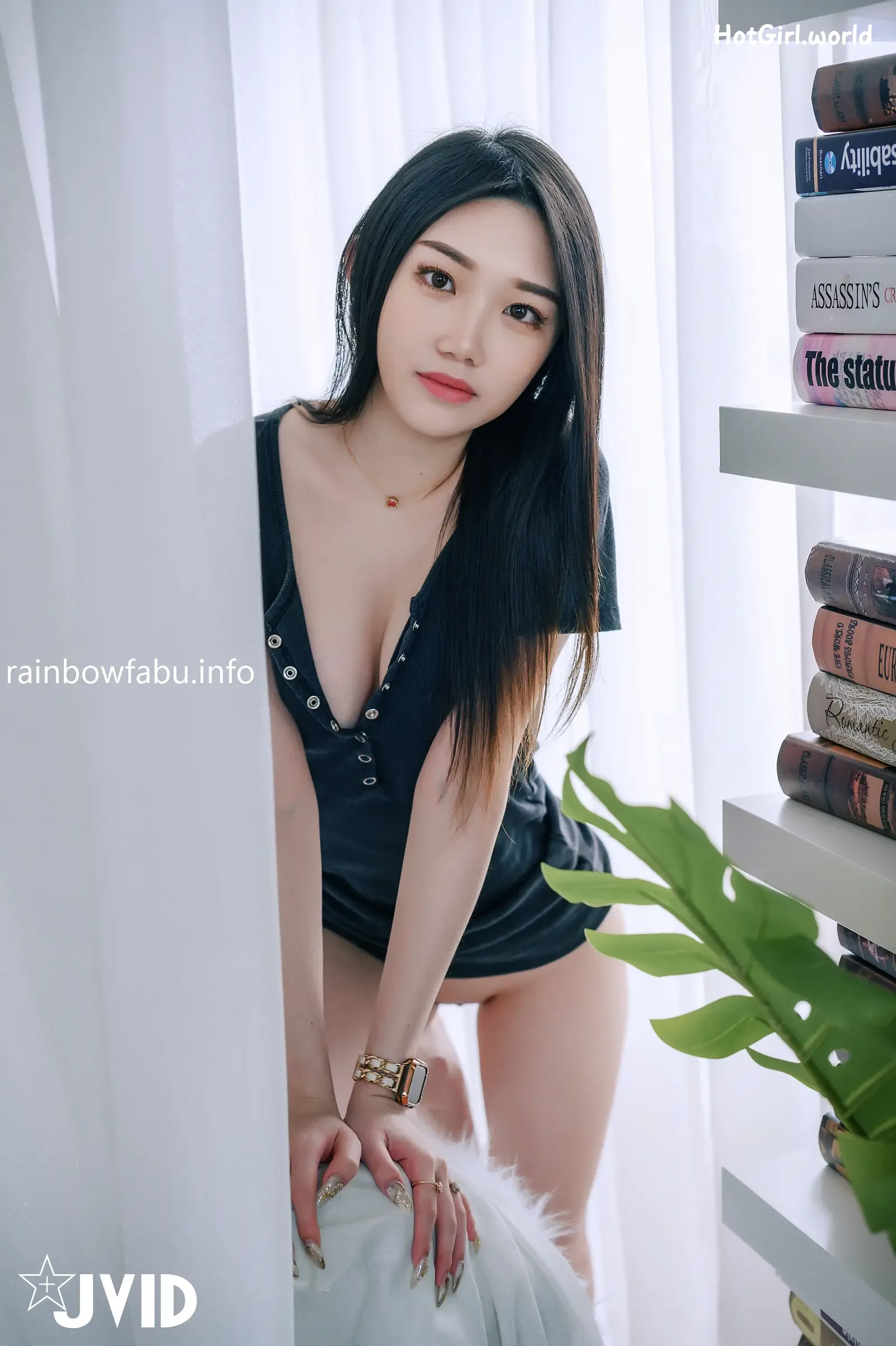087_hotgirl.world.webp