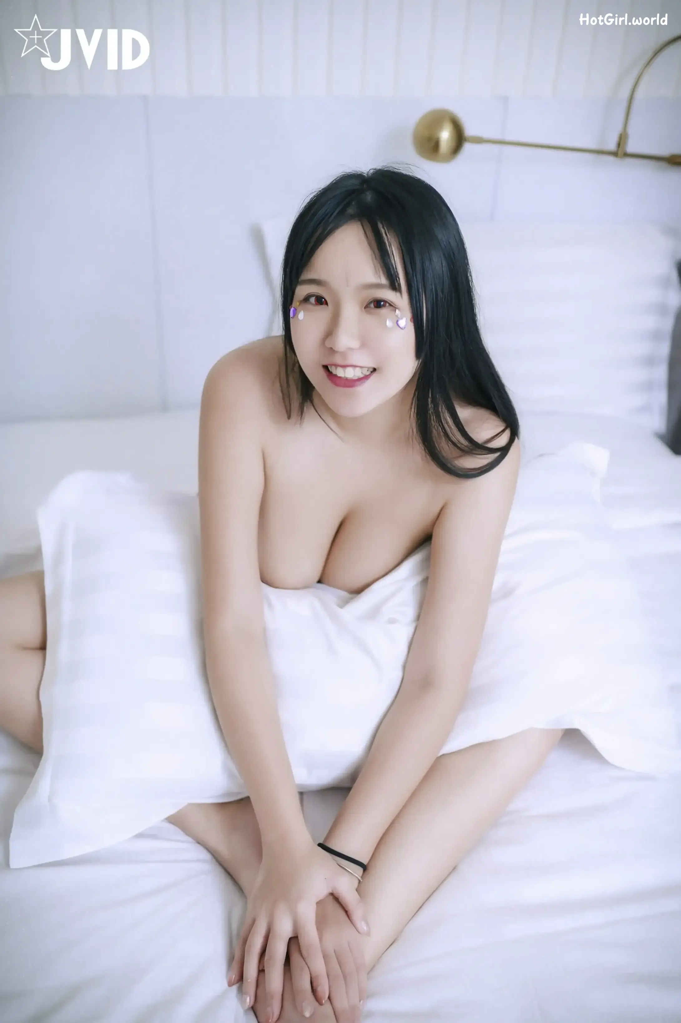 156_hotgirl.world.webp