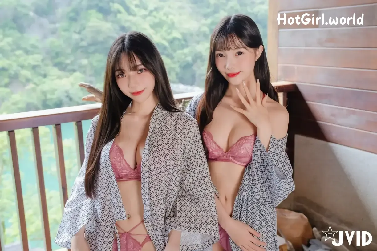 159_hotgirl.world.webp