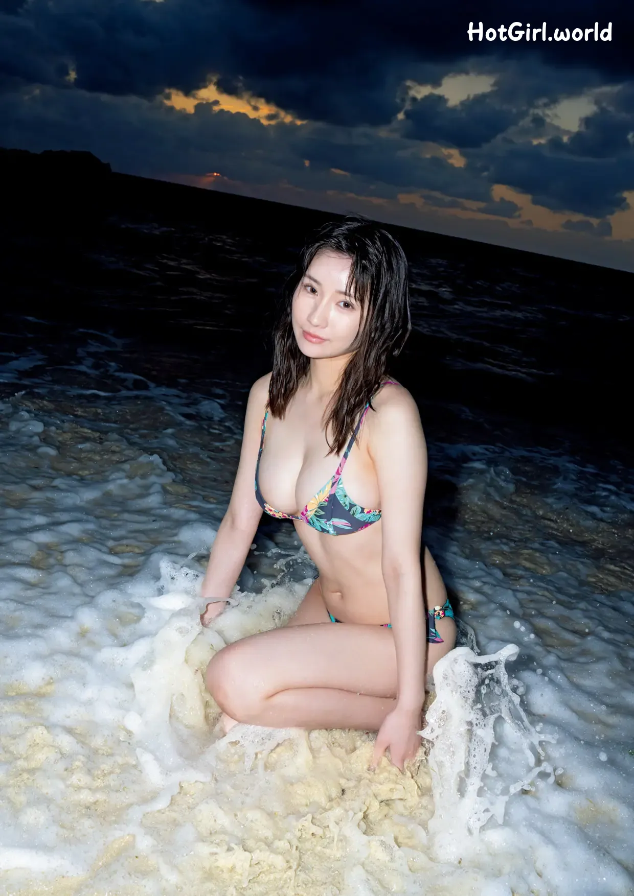 062_hotgirl.world.webp
