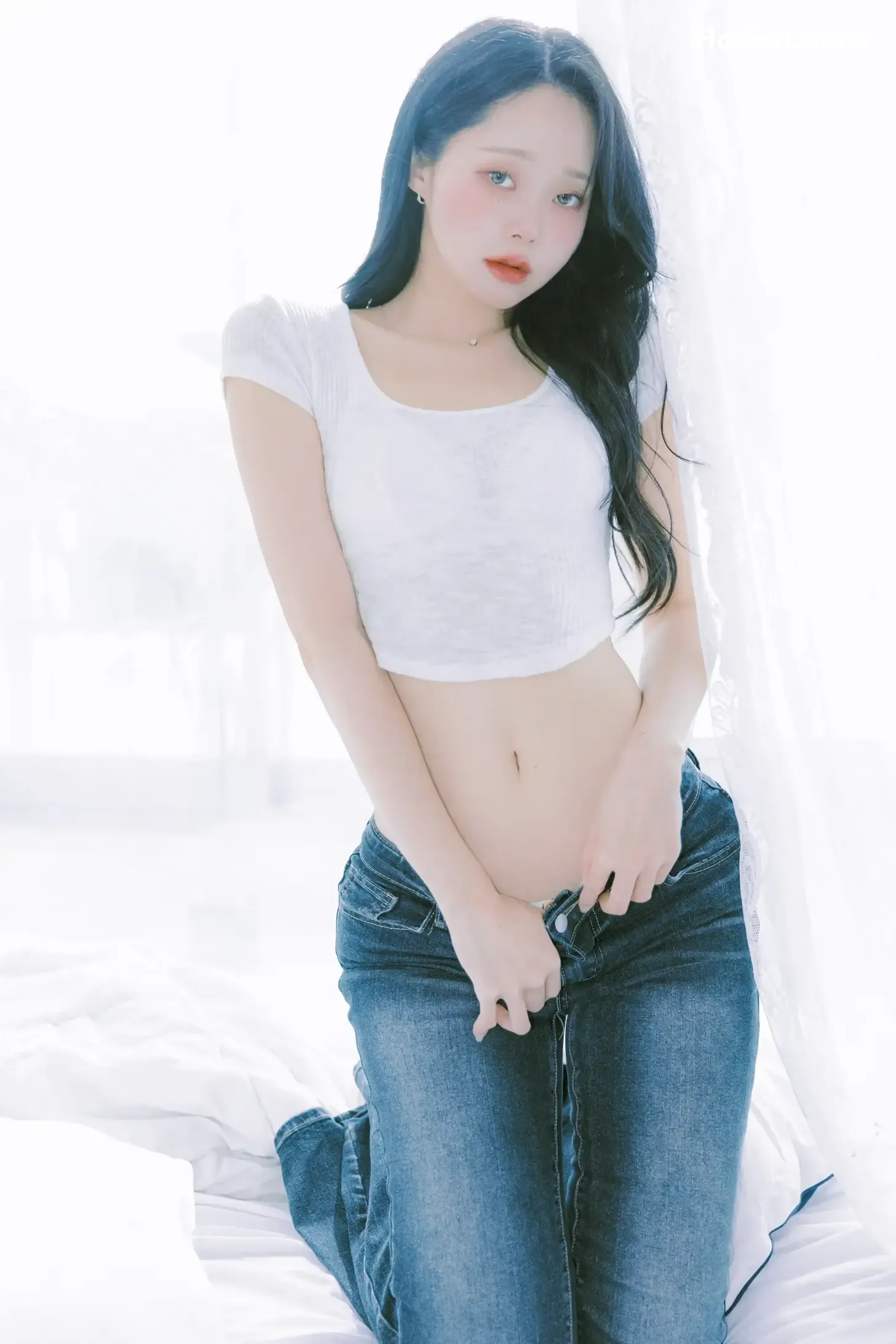 005_hotgirl.world.webp