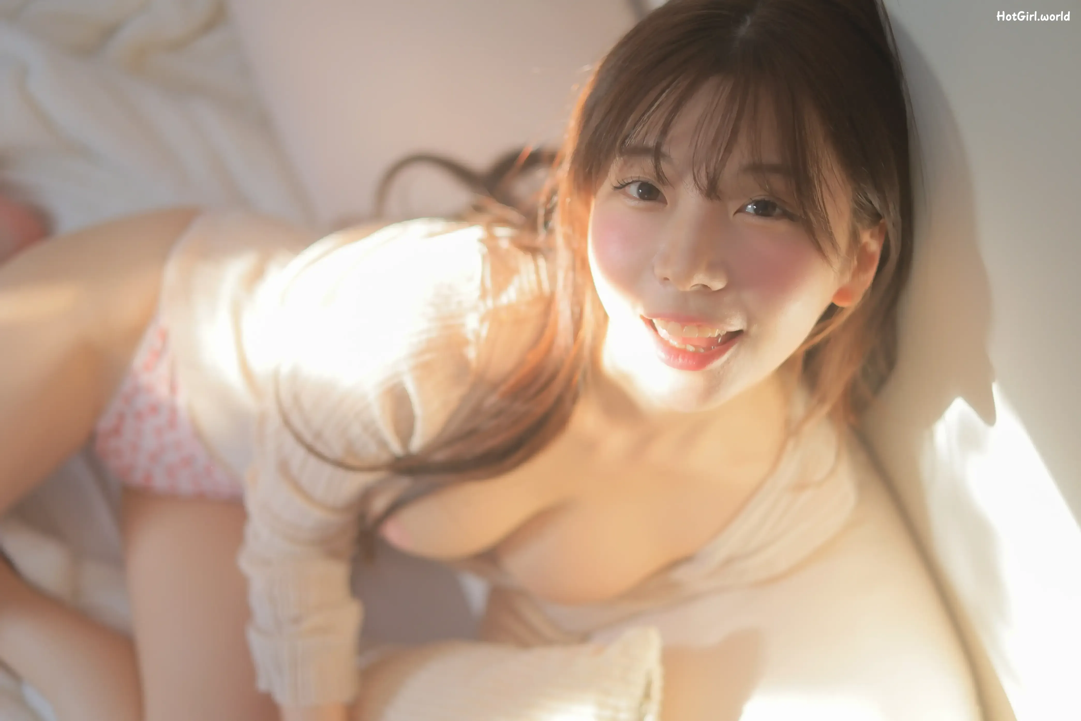 093_hotgirl.world.webp