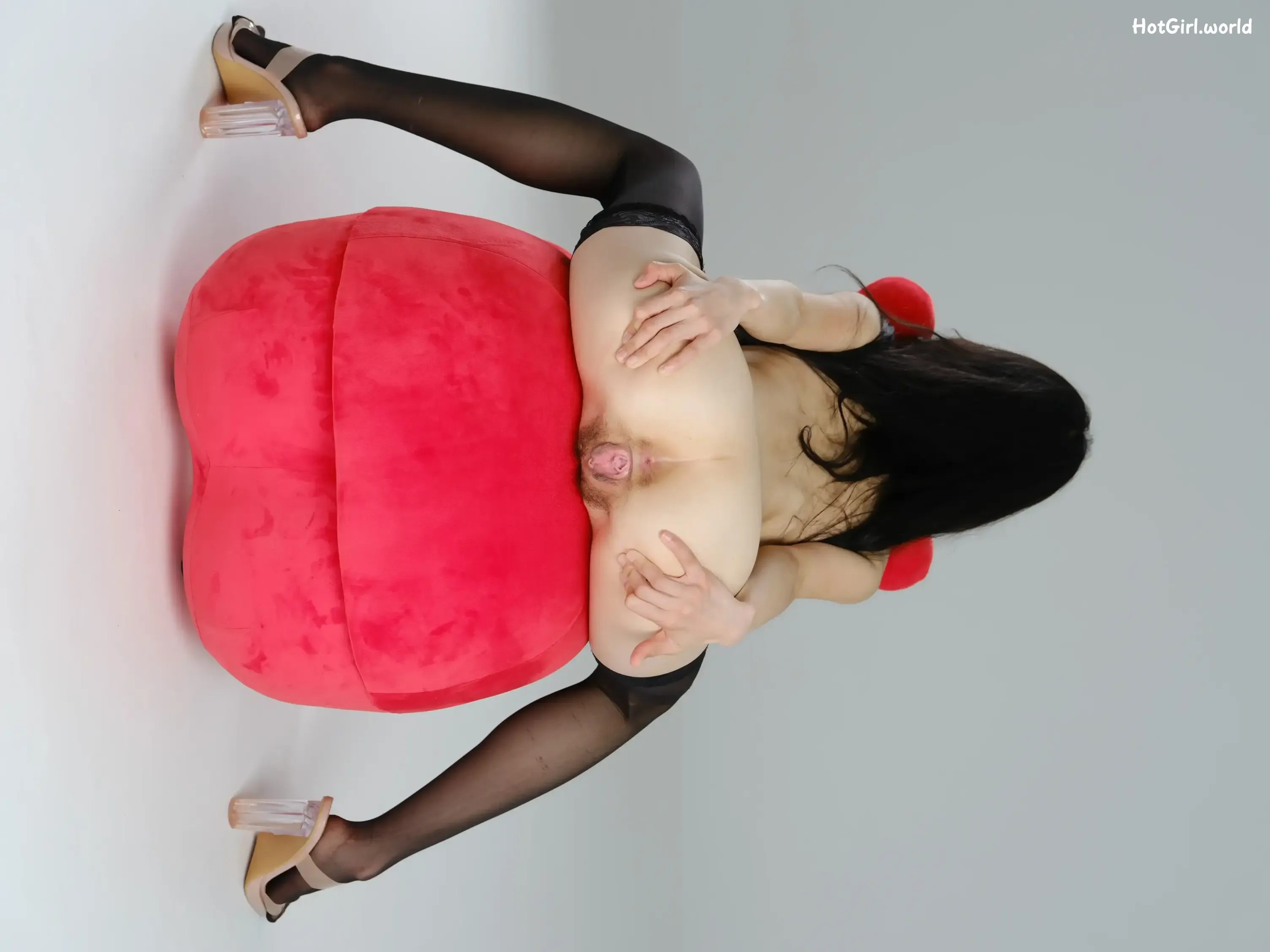 227_hotgirl.world.webp