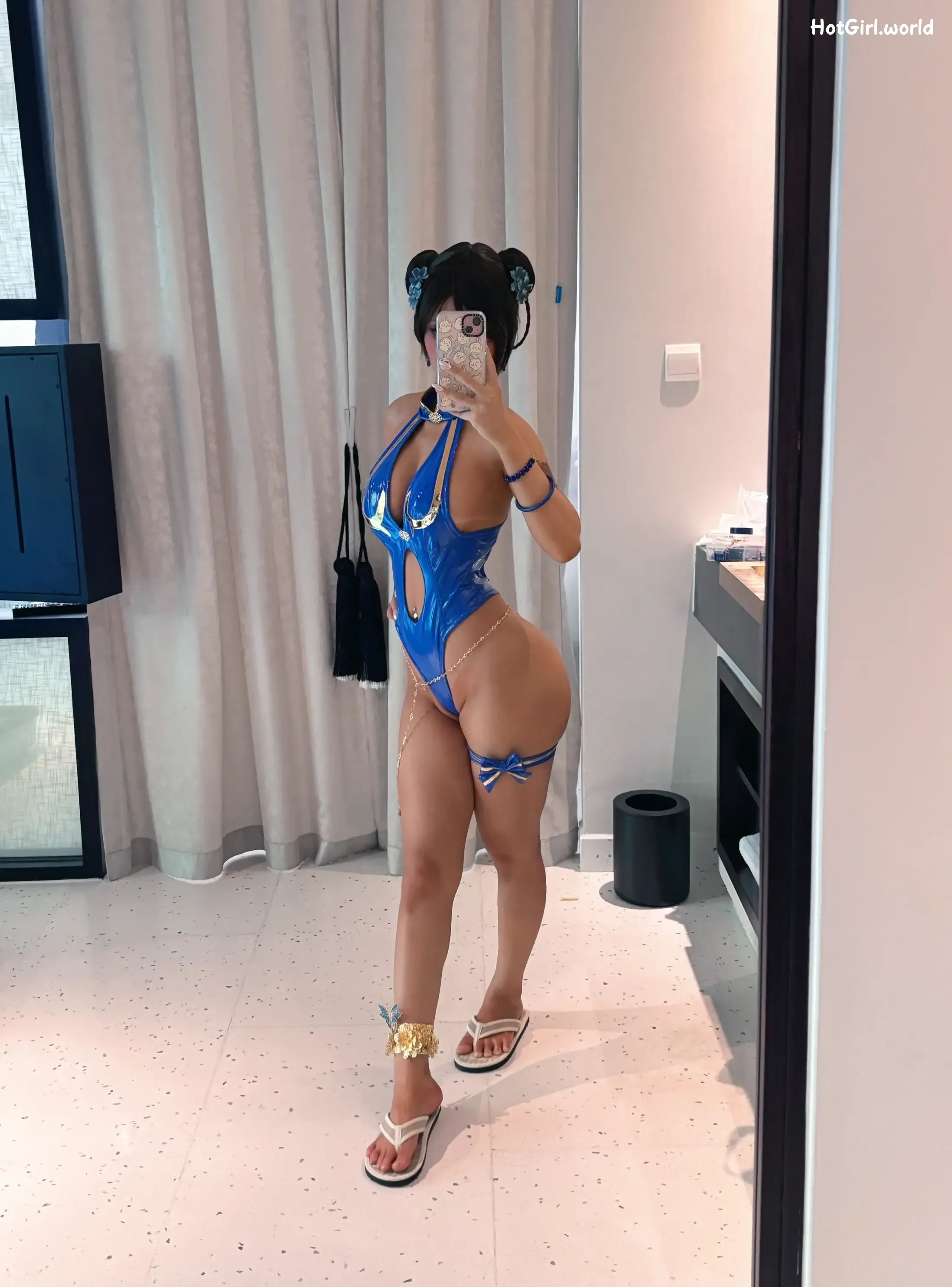077_hotgirl.world.webp