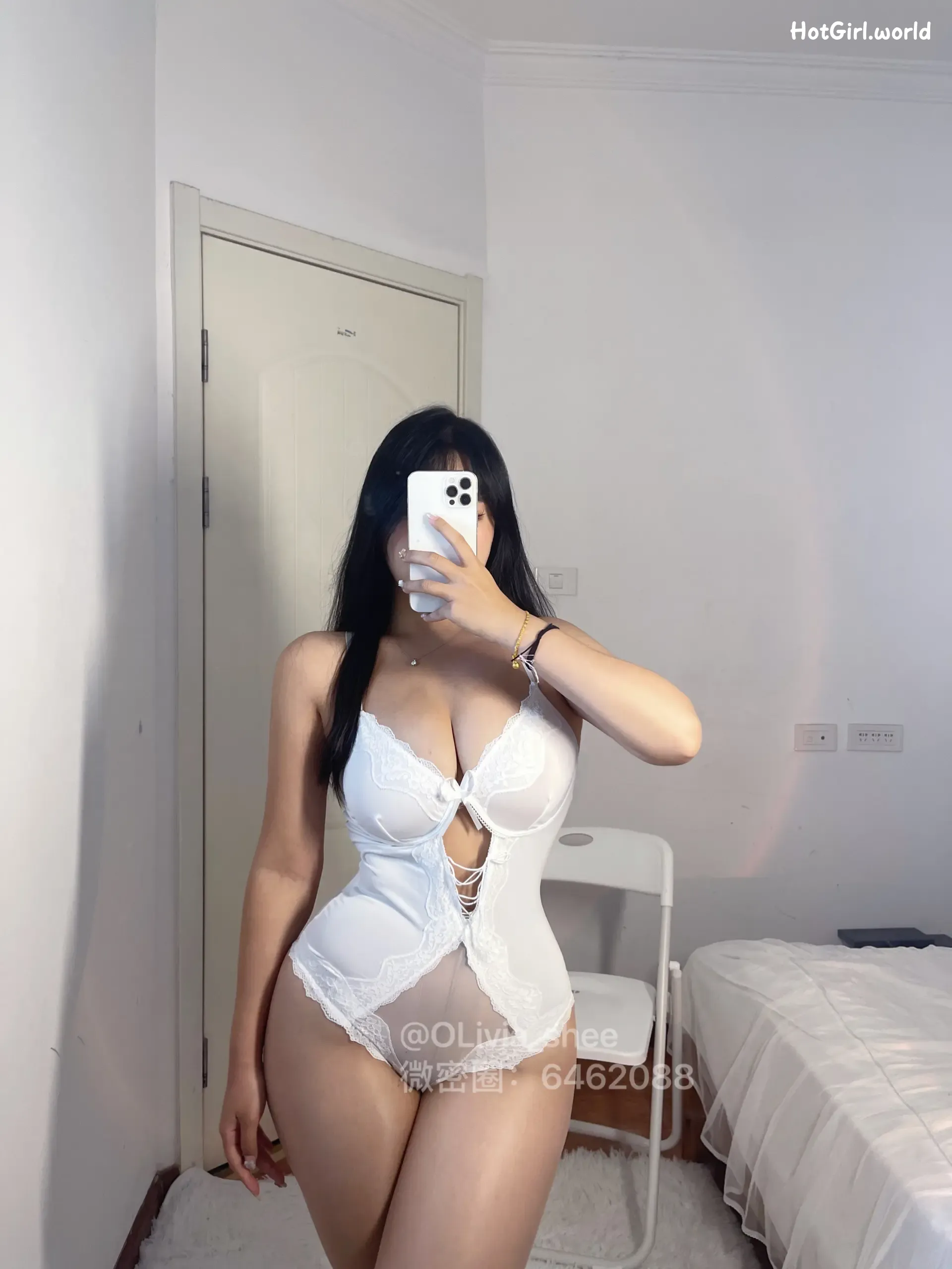 077_hotgirl.world.webp