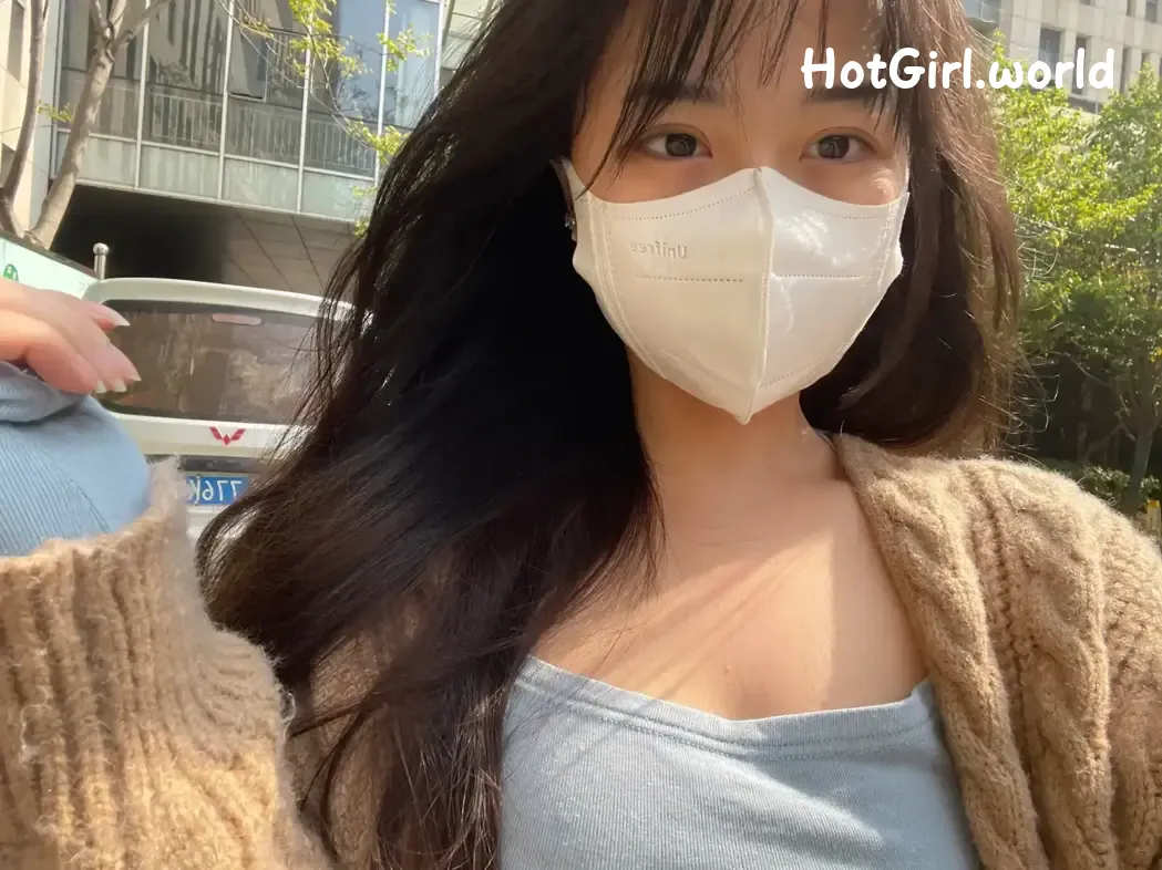 295_hotgirl.world.webp