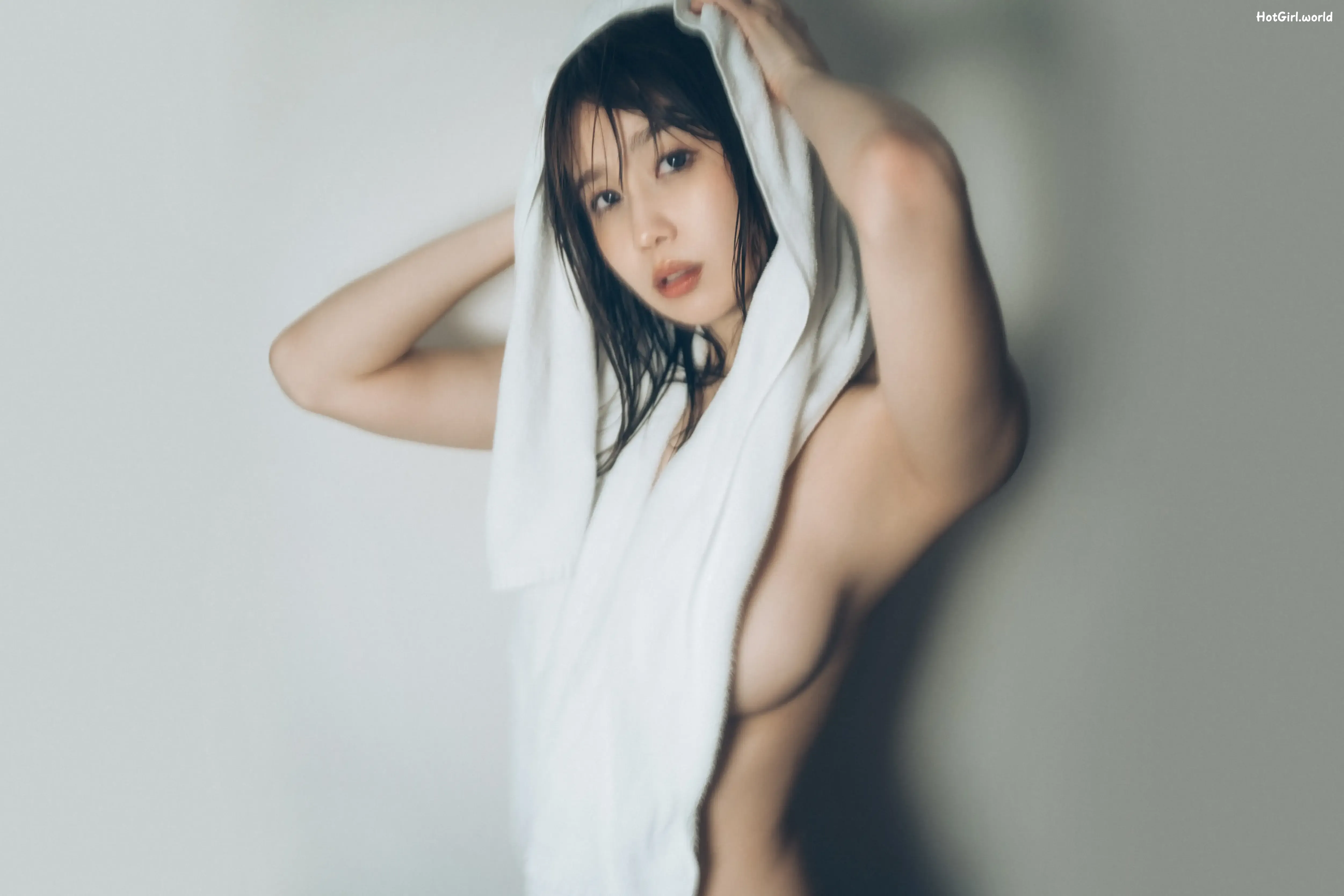 099_hotgirl.world.webp