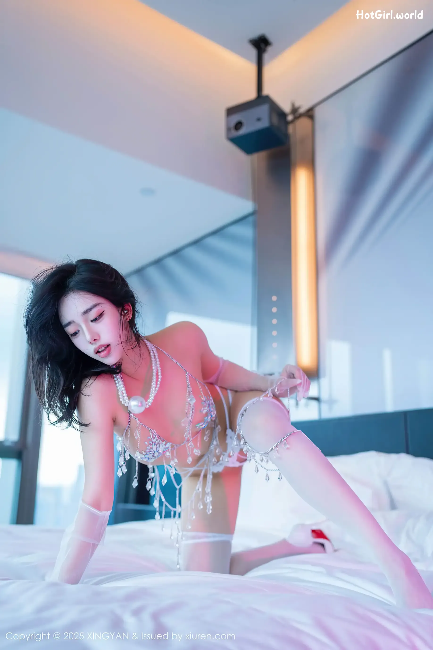 056_hotgirl.world.webp