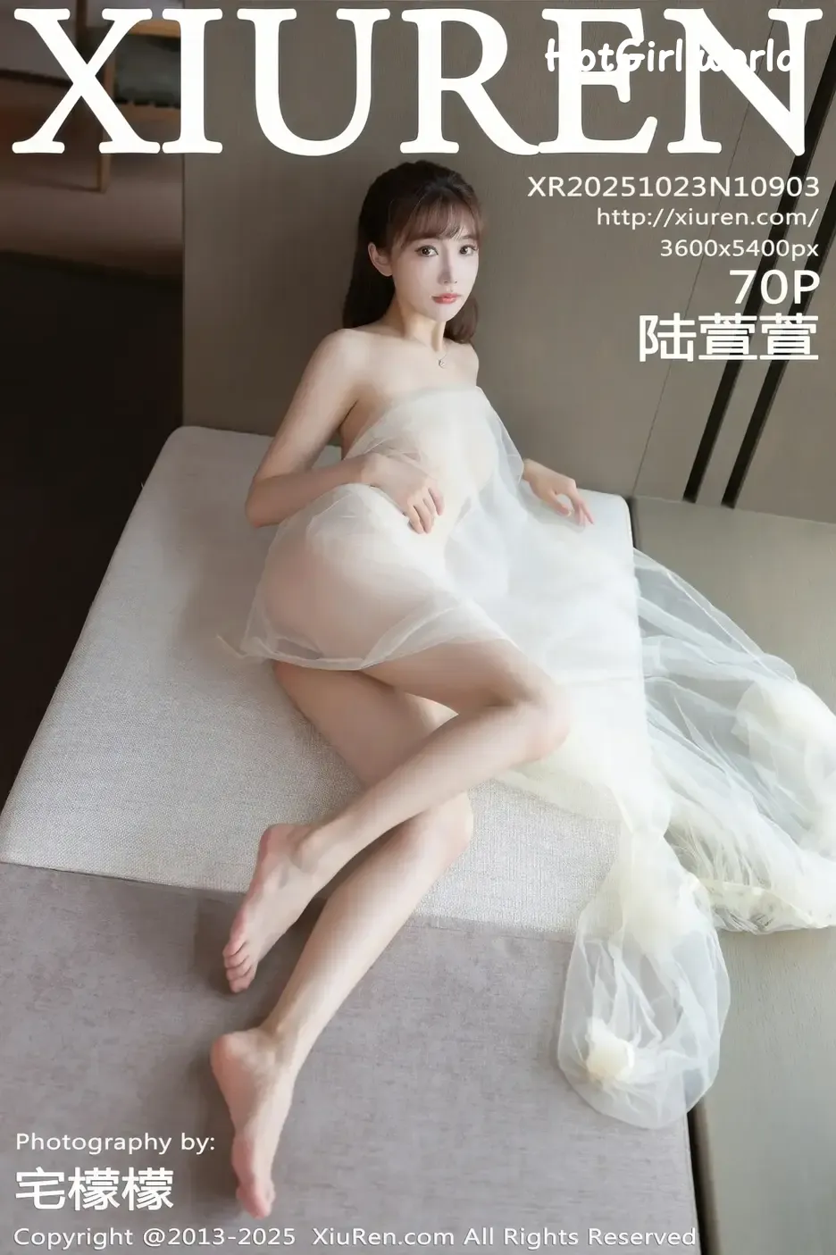 071_hotgirl.world.webp