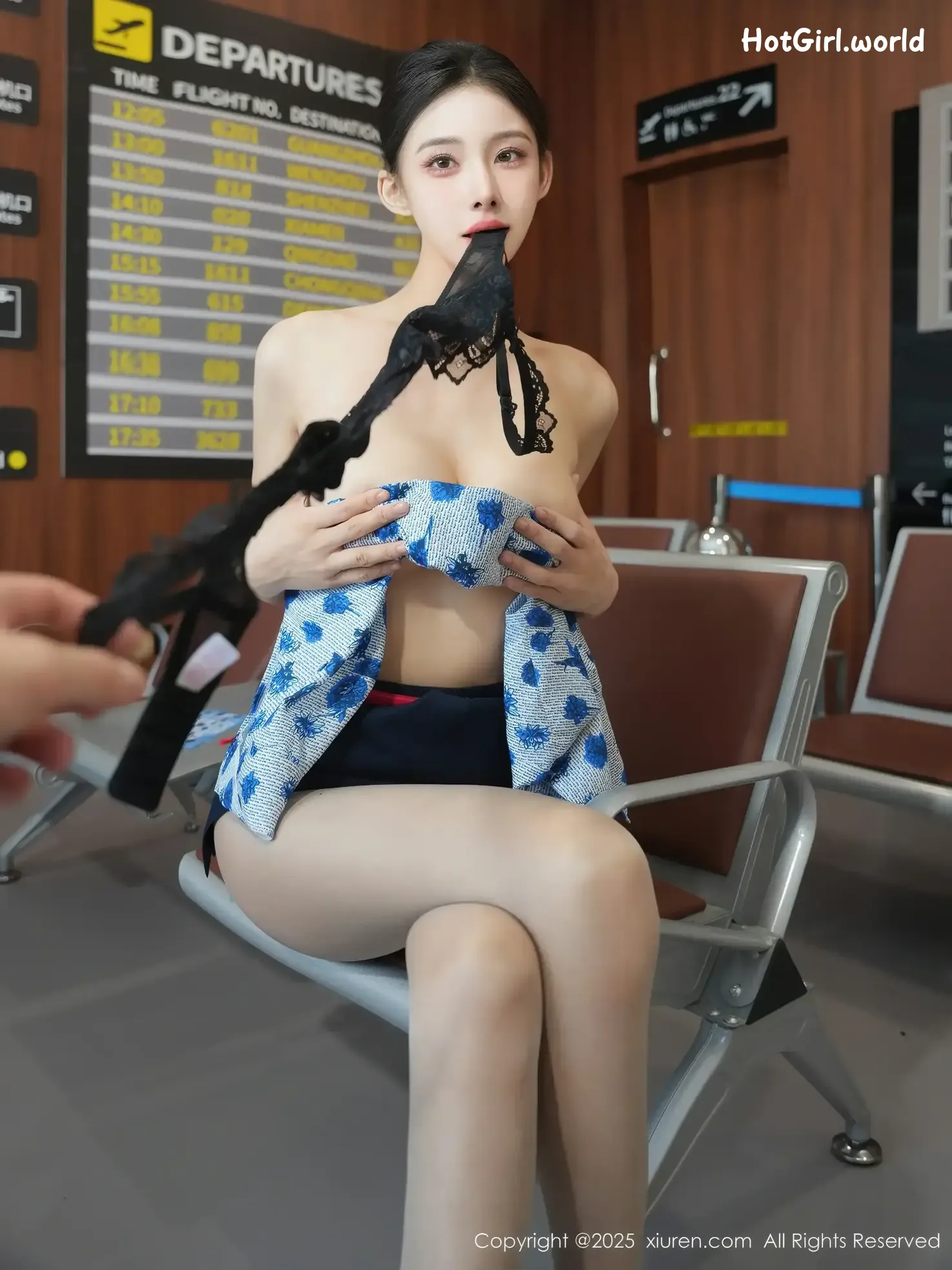 060_hotgirl.world.webp