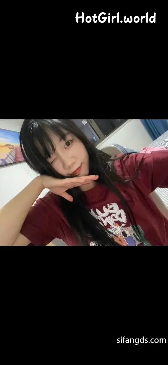 140_hotgirl.world.webp