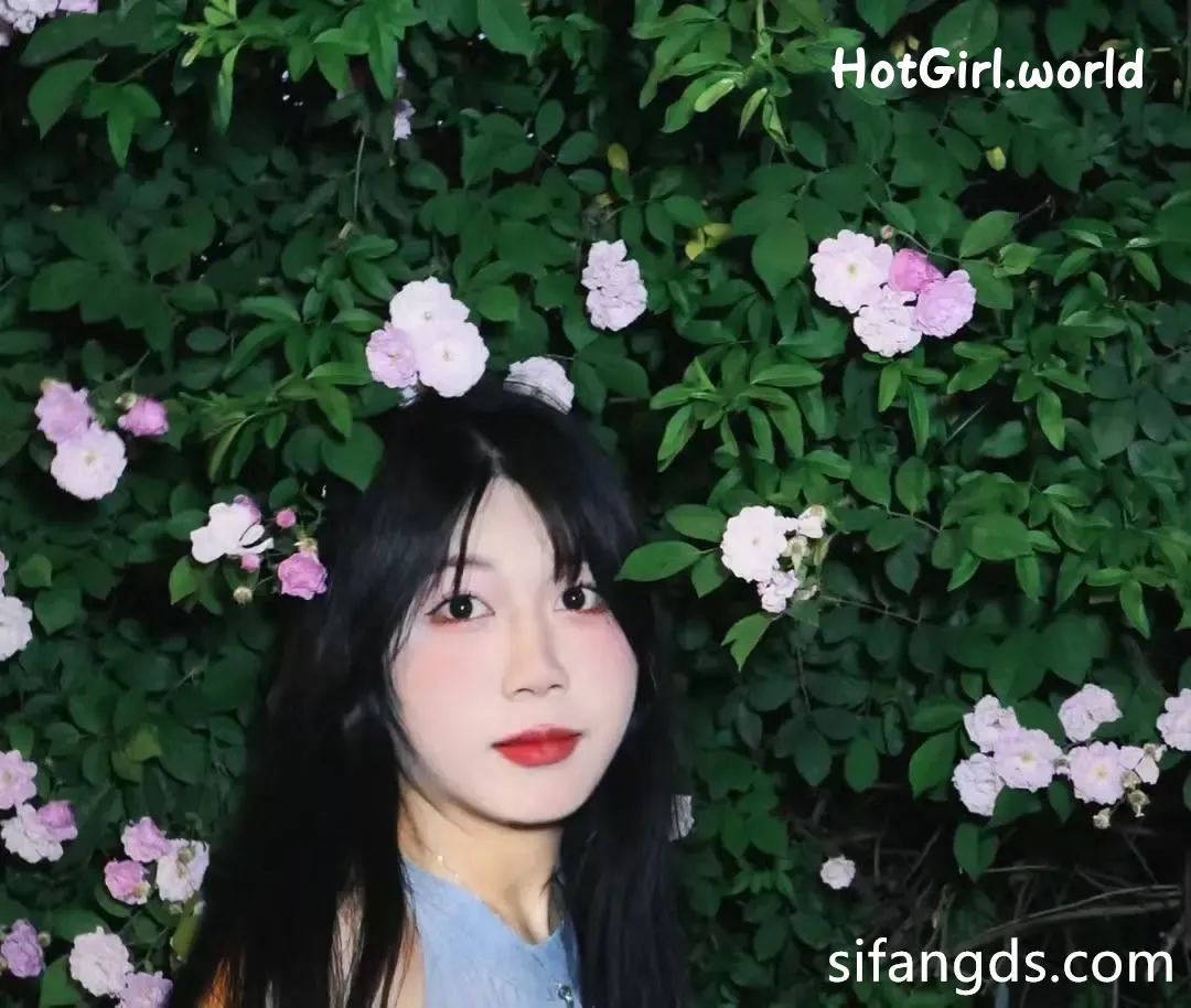 141_hotgirl.world.webp