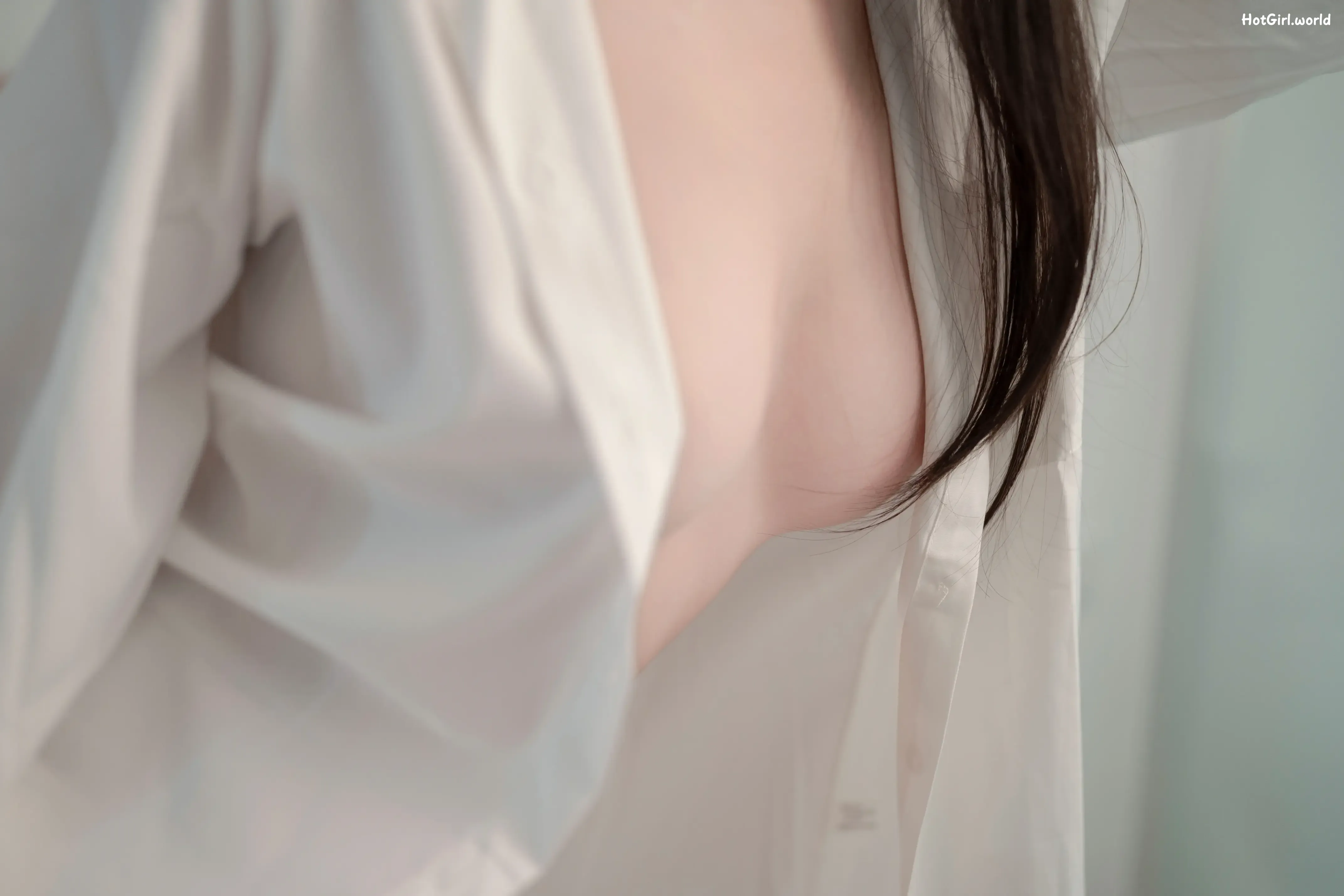 050_hotgirl.world.webp