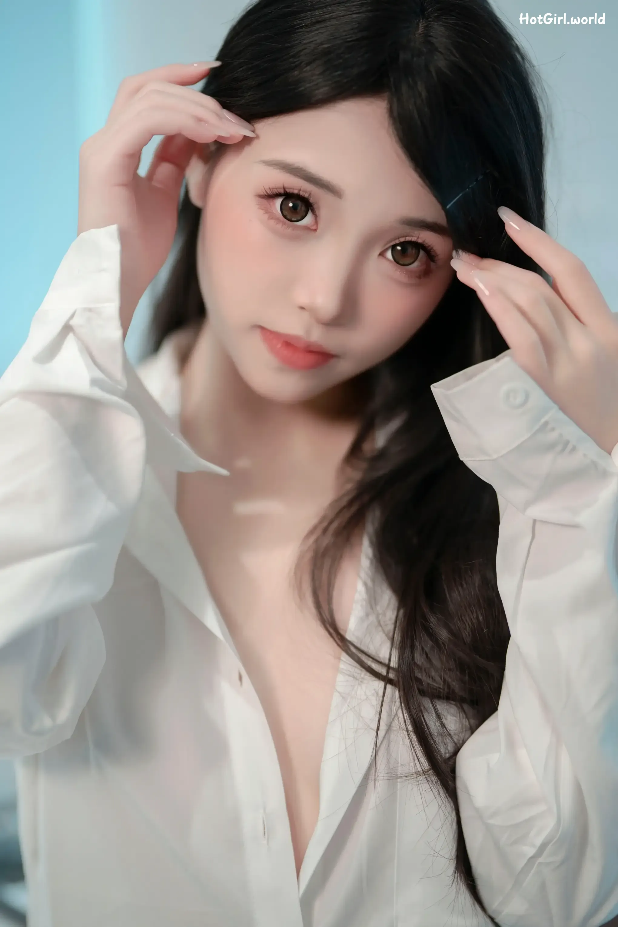077_hotgirl.world.webp