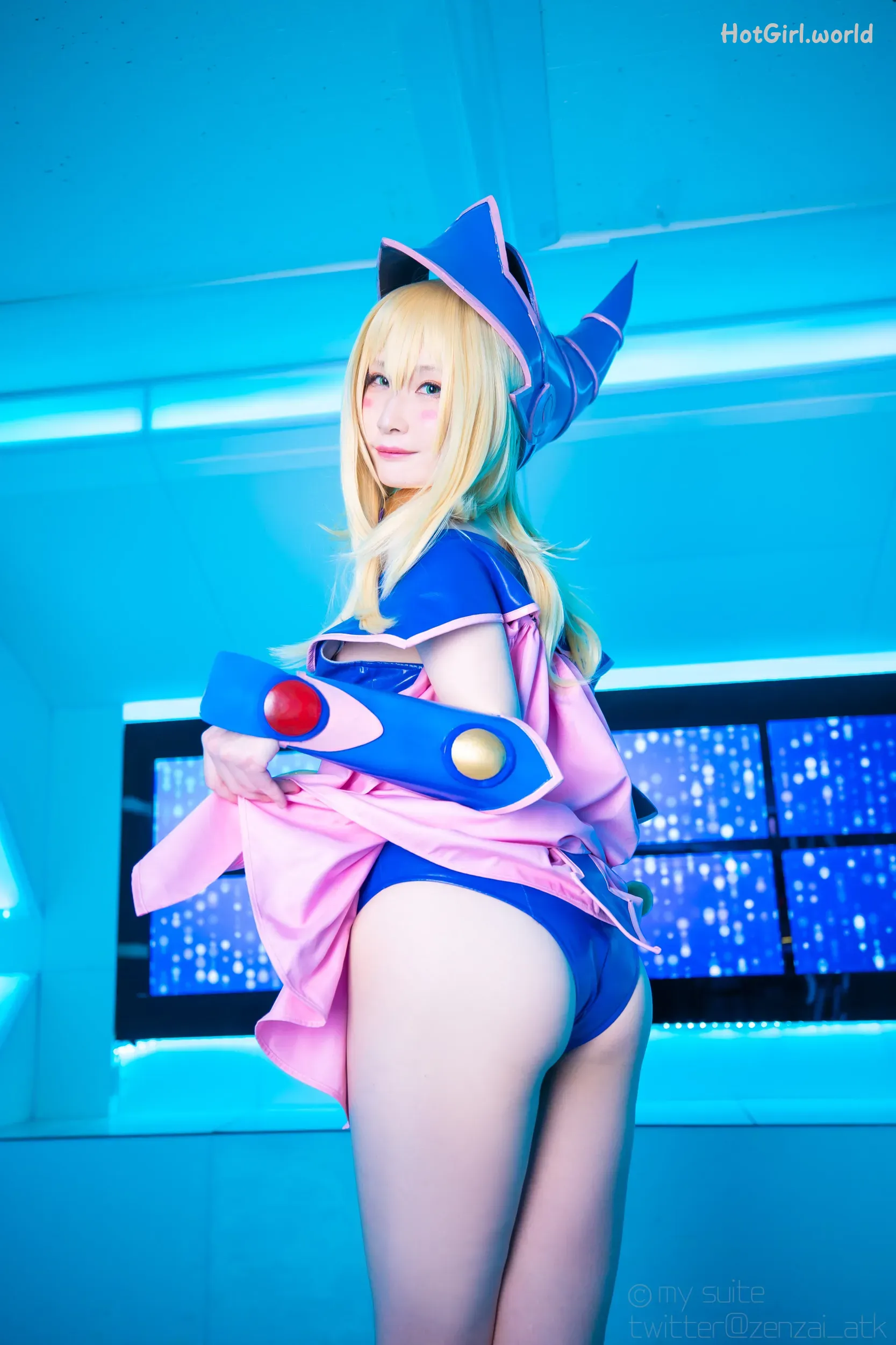 Coser-Atsuki-Magician-of-Sweet-Chaos-hotgirl.world-076.webp
