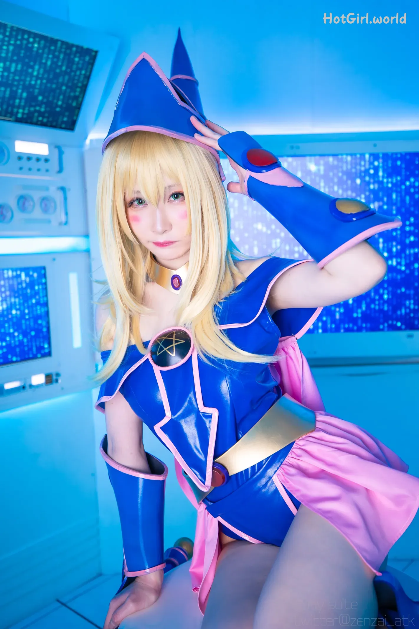 Coser-Atsuki-Magician-of-Sweet-Chaos-hotgirl.world-145.webp