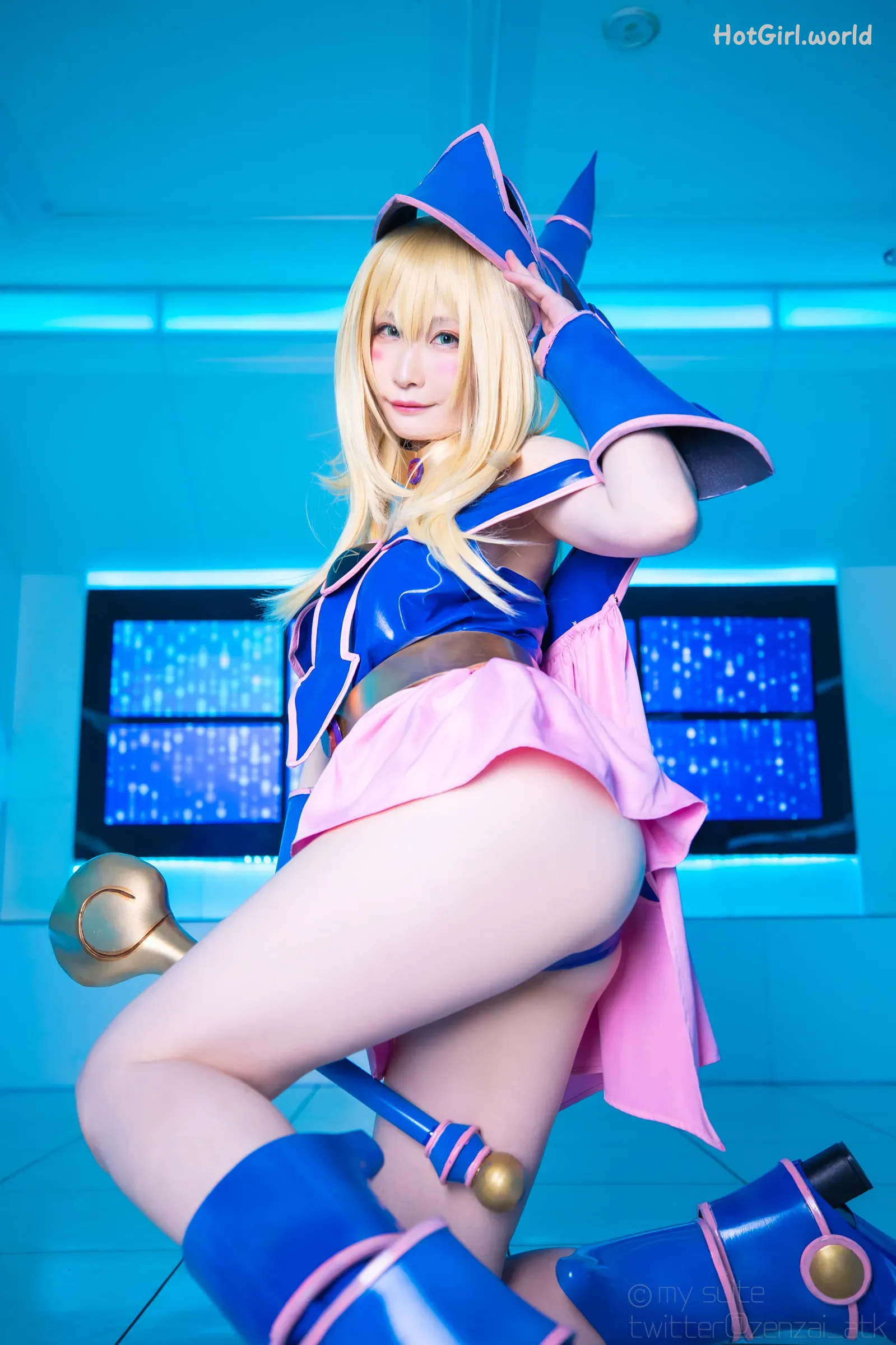 Coser-Atsuki-Magician-of-Sweet-Chaos-hotgirl.world-192.webp