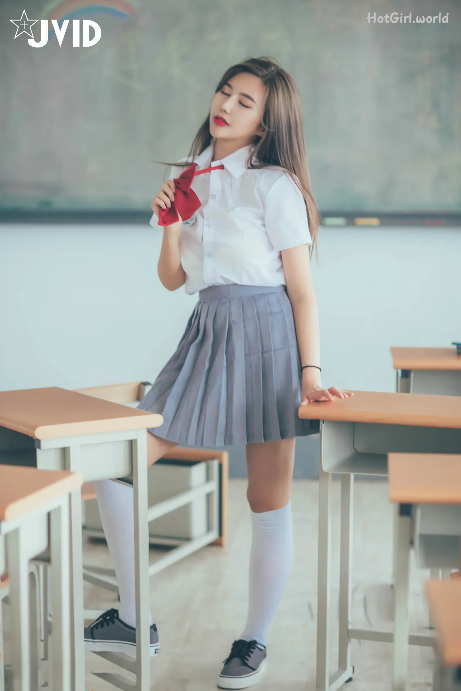 JVID-Mu-mu-sen--hotgirl.world-082.webp