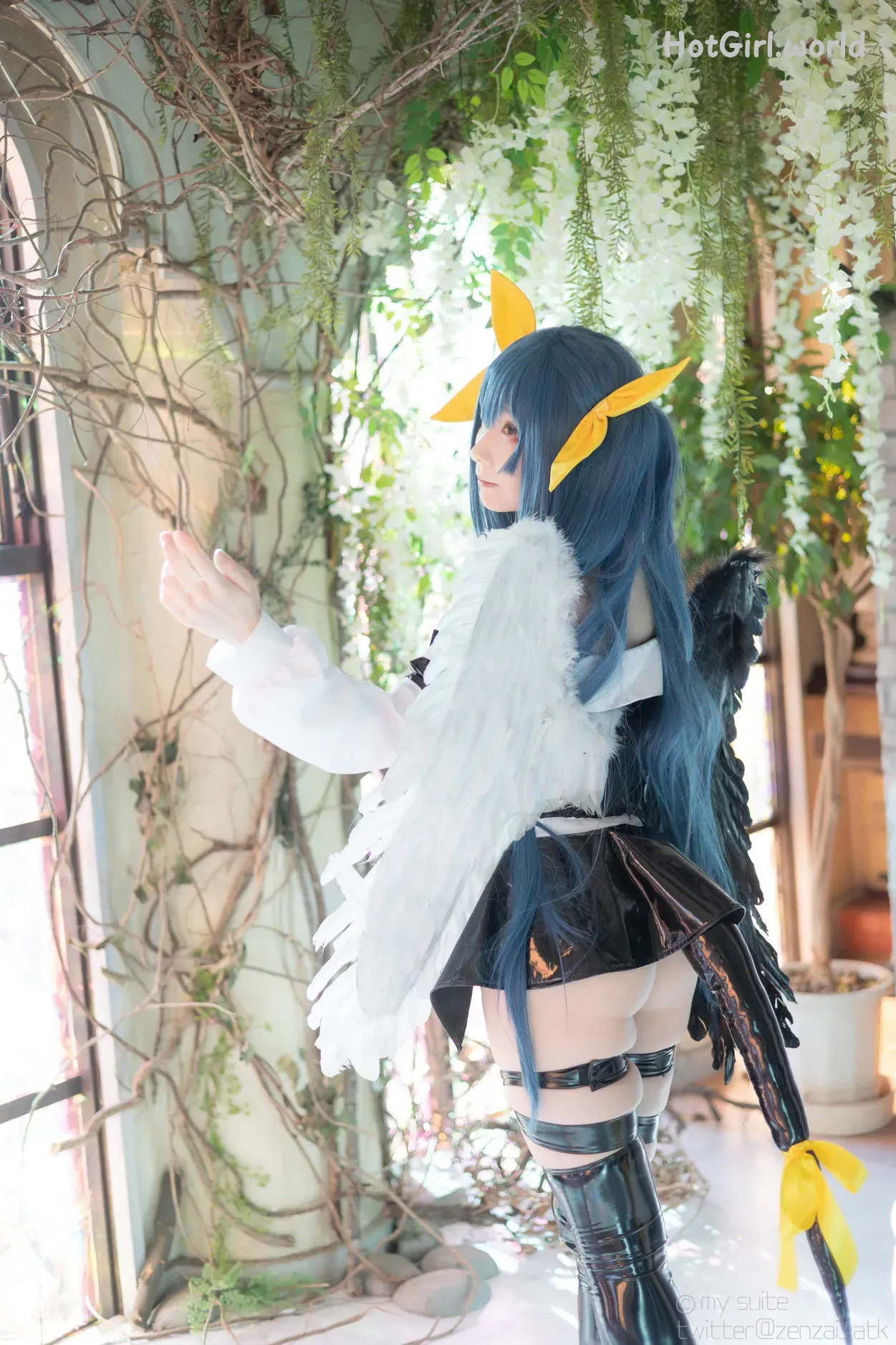 Coser-Atsuki-SUITE-DECEMBER-hotgirl.world-106.webp