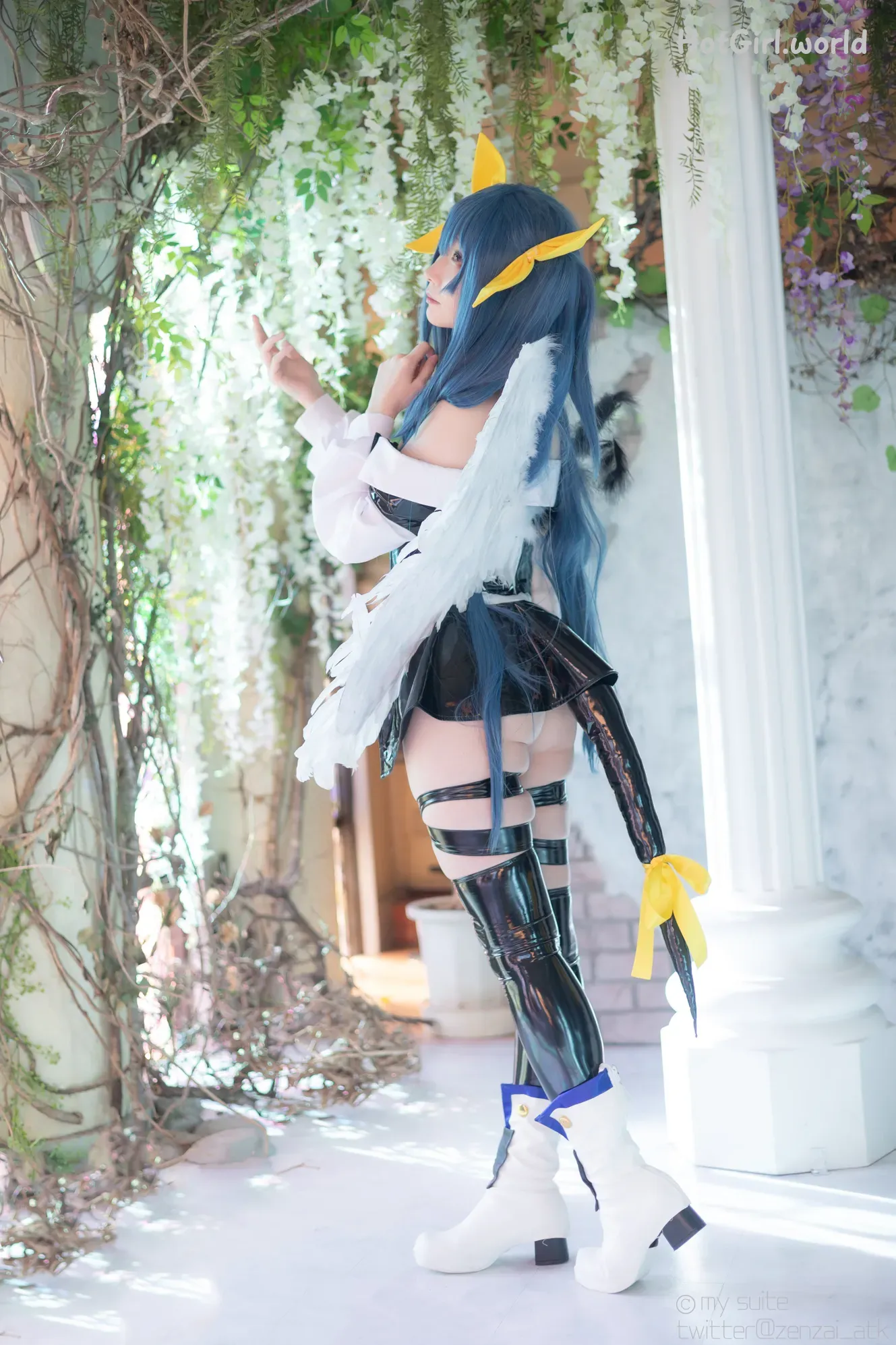 Coser-Atsuki-SUITE-DECEMBER-hotgirl.world-110.webp