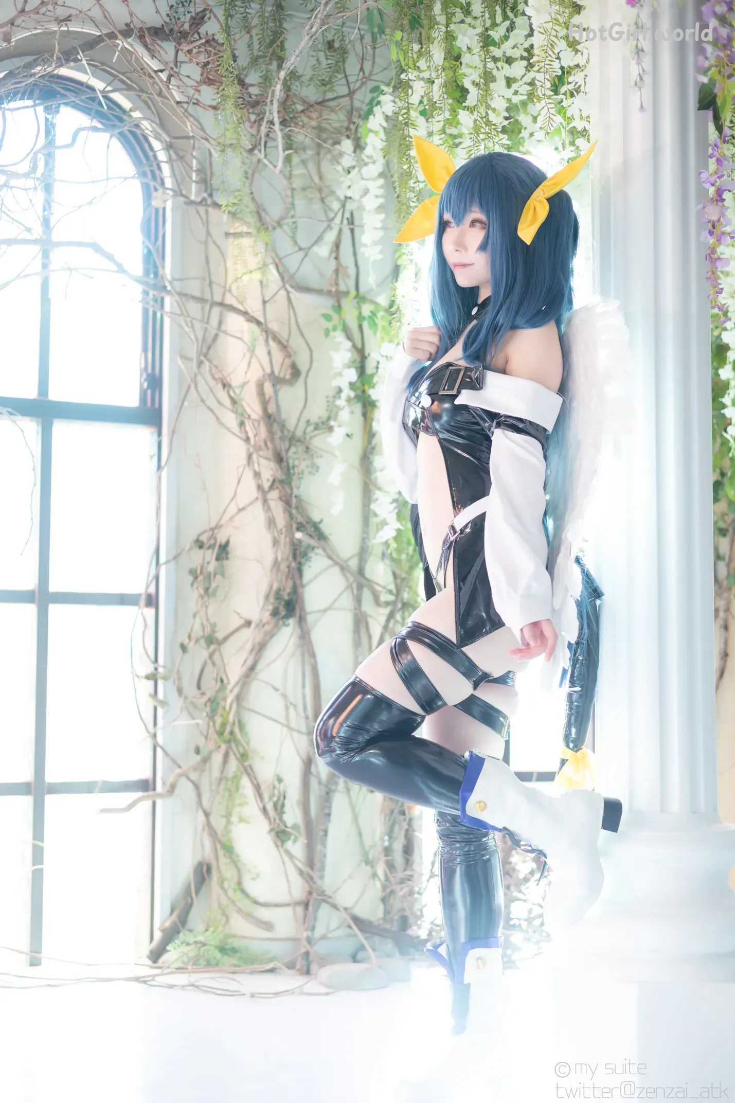Coser-Atsuki-SUITE-DECEMBER-hotgirl.world-114.webp
