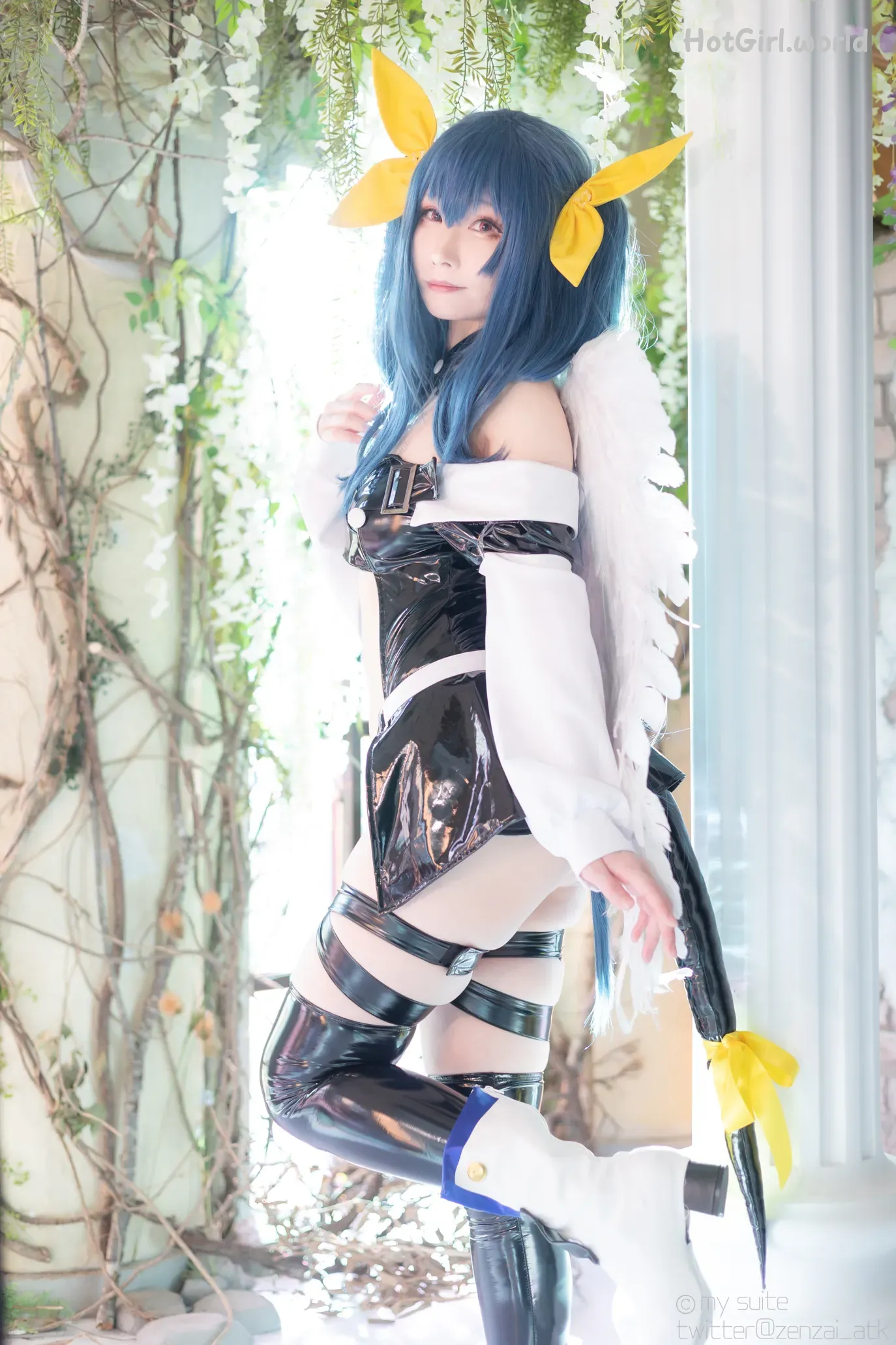 Coser-Atsuki-SUITE-DECEMBER-hotgirl.world-125.webp