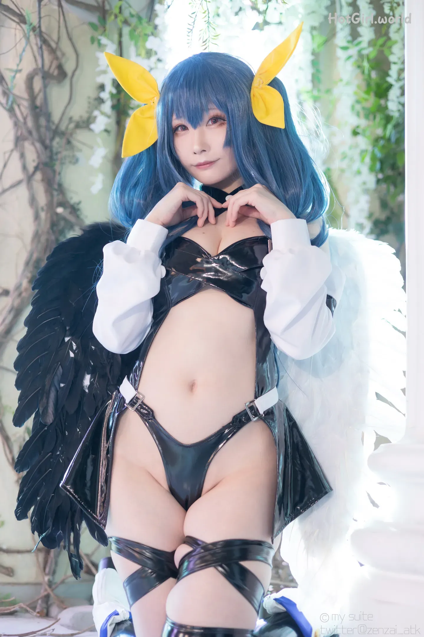 Coser-Atsuki-SUITE-DECEMBER-hotgirl.world-129.webp