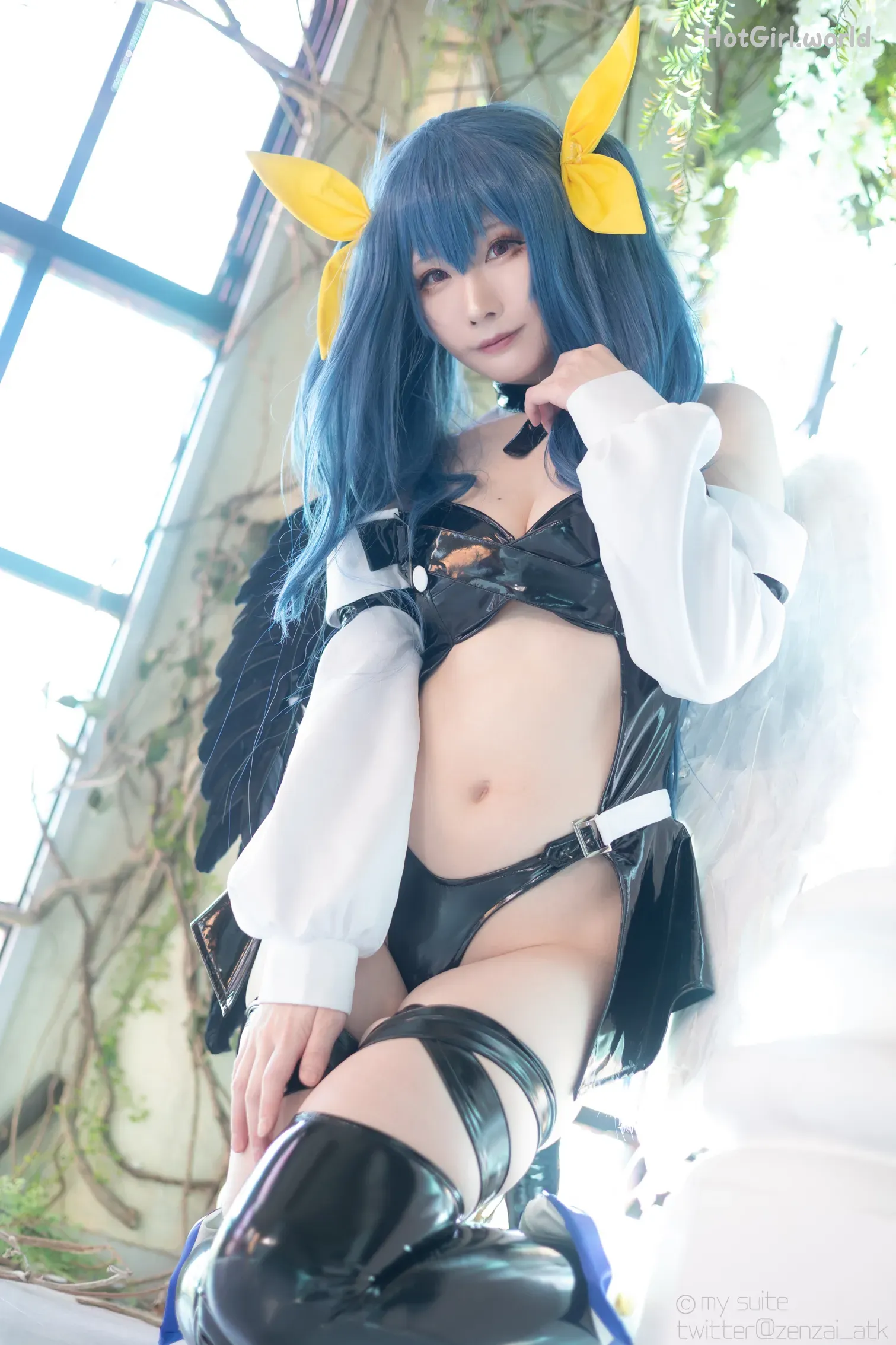 Coser-Atsuki-SUITE-DECEMBER-hotgirl.world-132.webp
