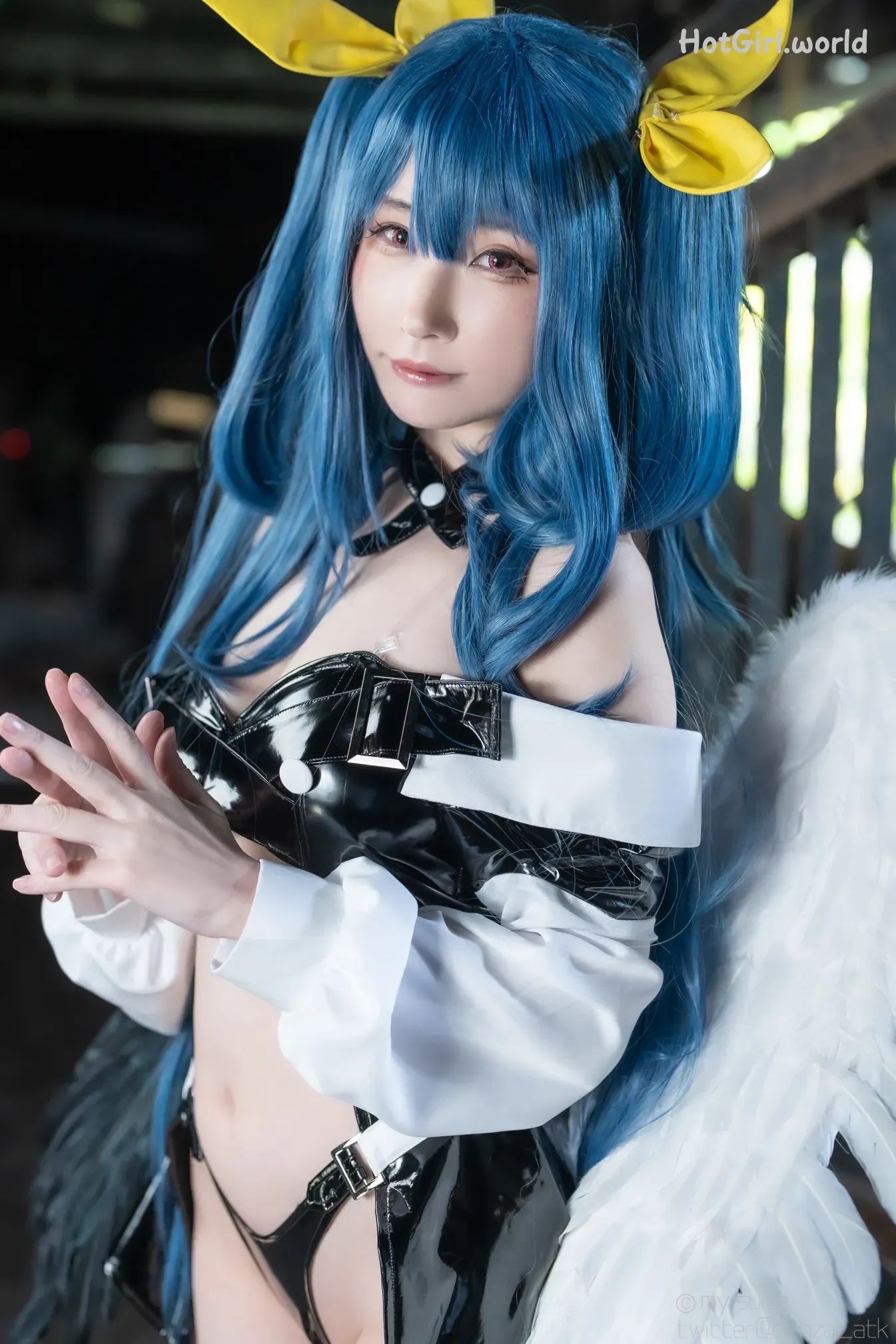 Coser-Atsuki-SUITE-DECEMBER-hotgirl.world-169.webp