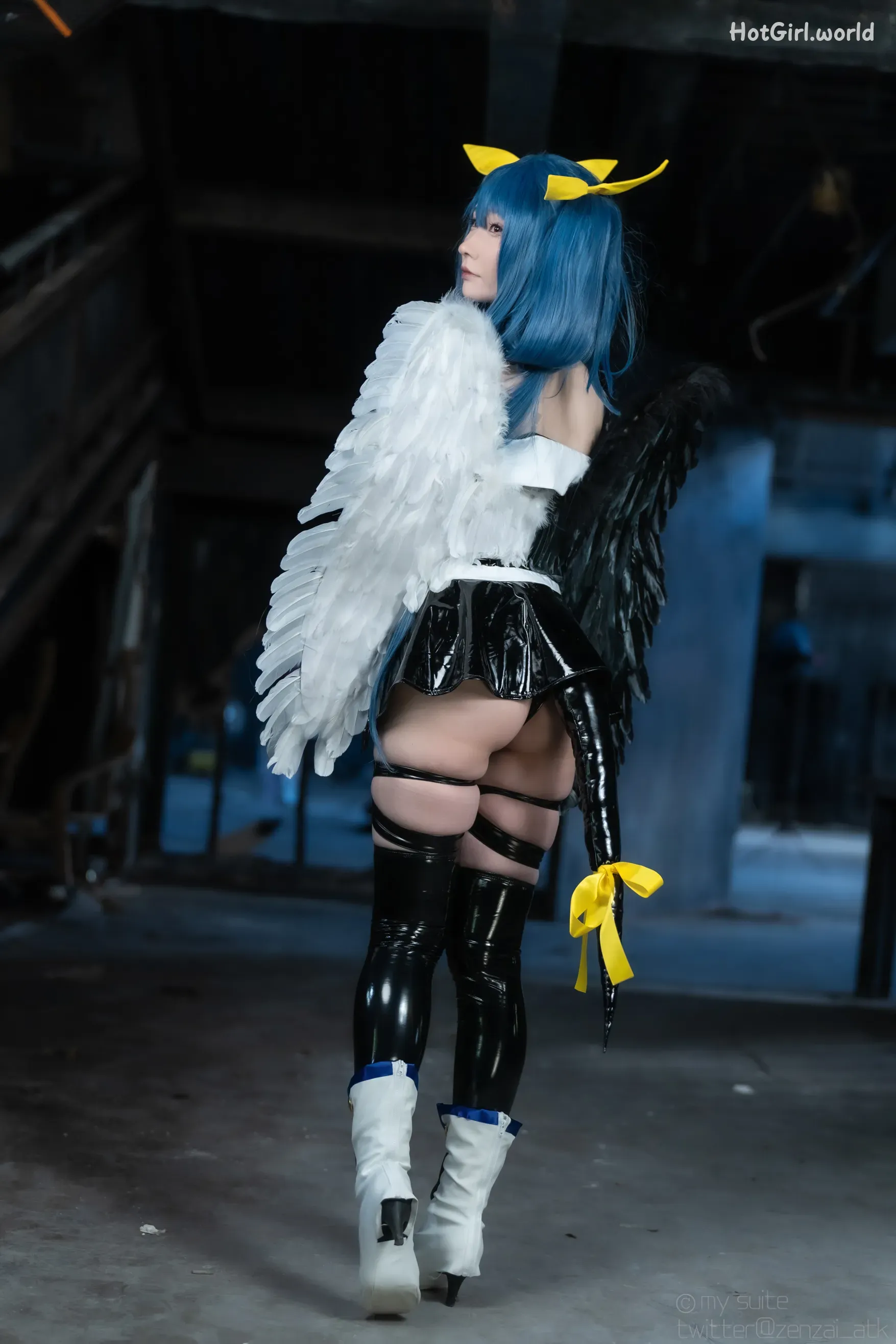 Coser-Atsuki-SUITE-DECEMBER-hotgirl.world-188.webp