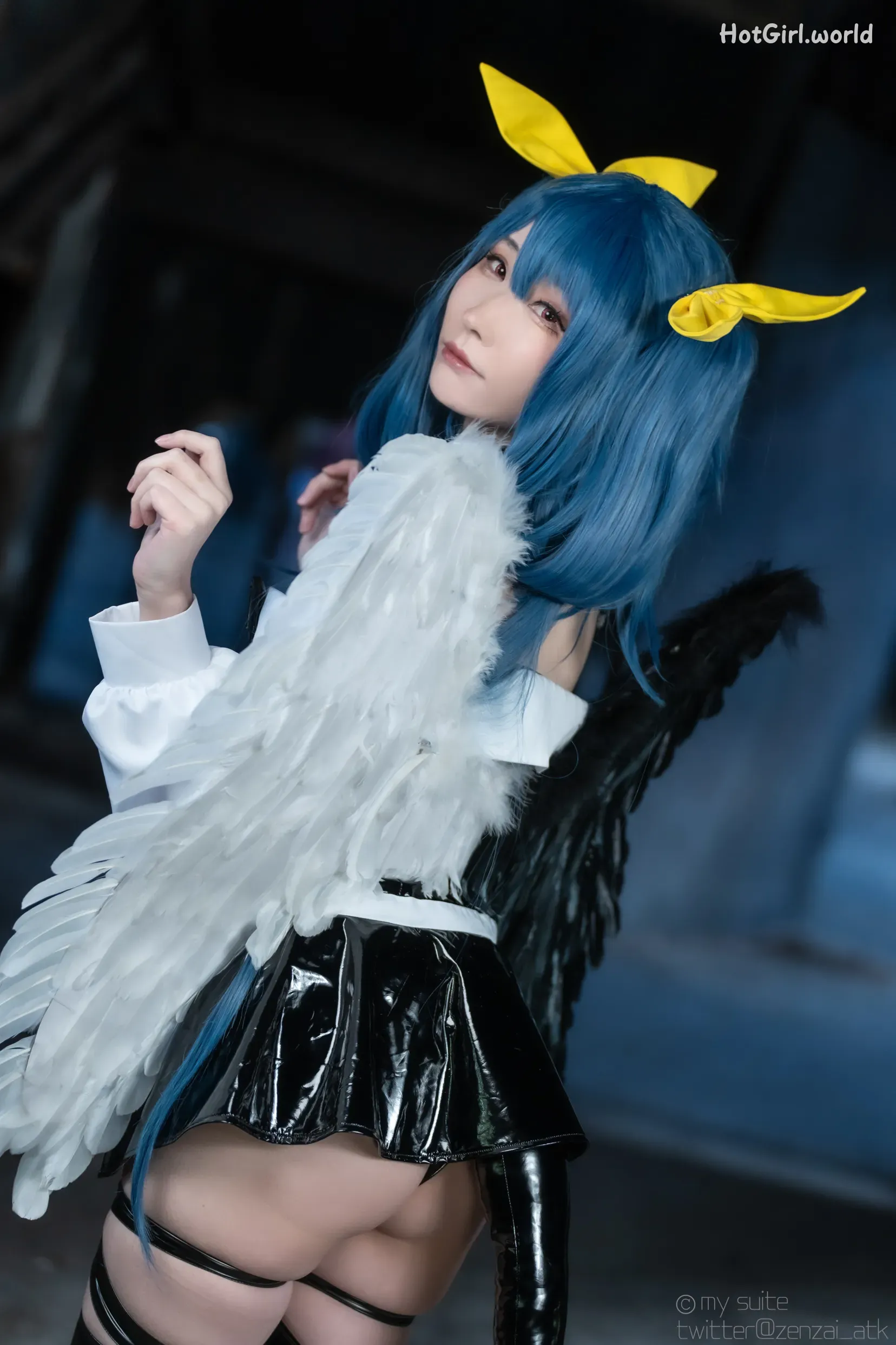 Coser-Atsuki-SUITE-DECEMBER-hotgirl.world-191.webp